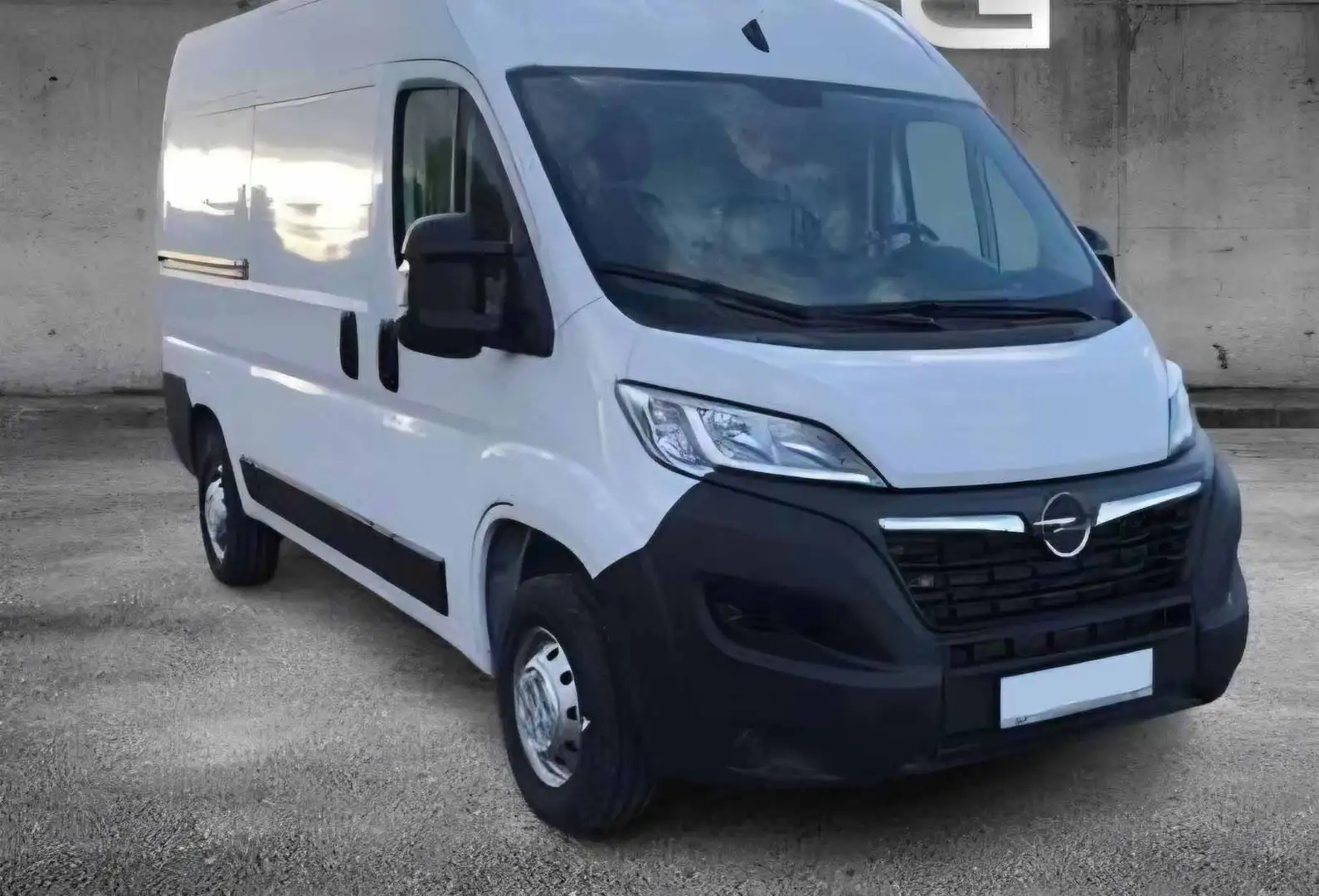 Opel Movano 2.2D 140PK L2H2 Airco | Cruise | Camera - 2