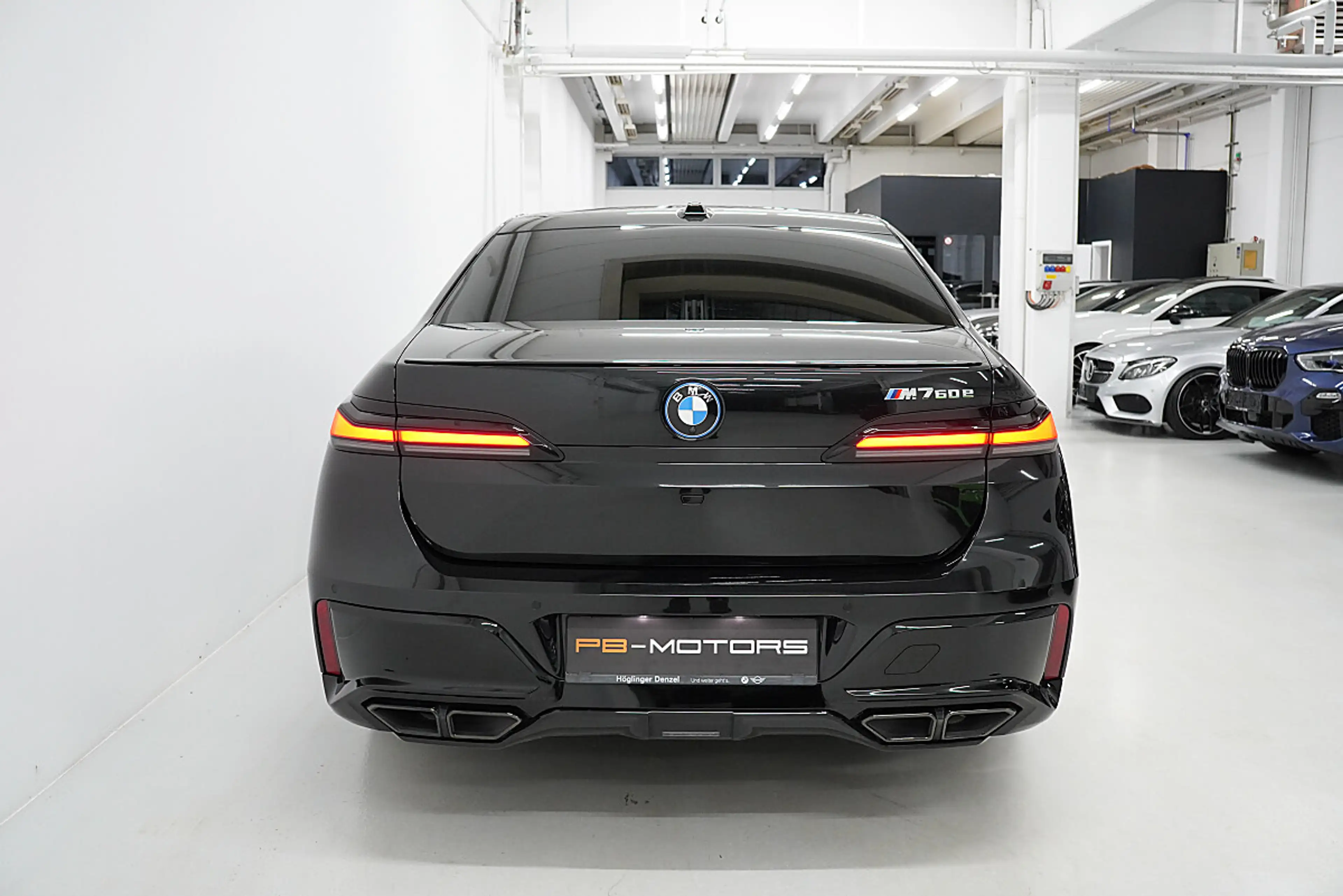 BMW 760 M760e xDrive M Sport M Performance Allradlenkun... — photo 5