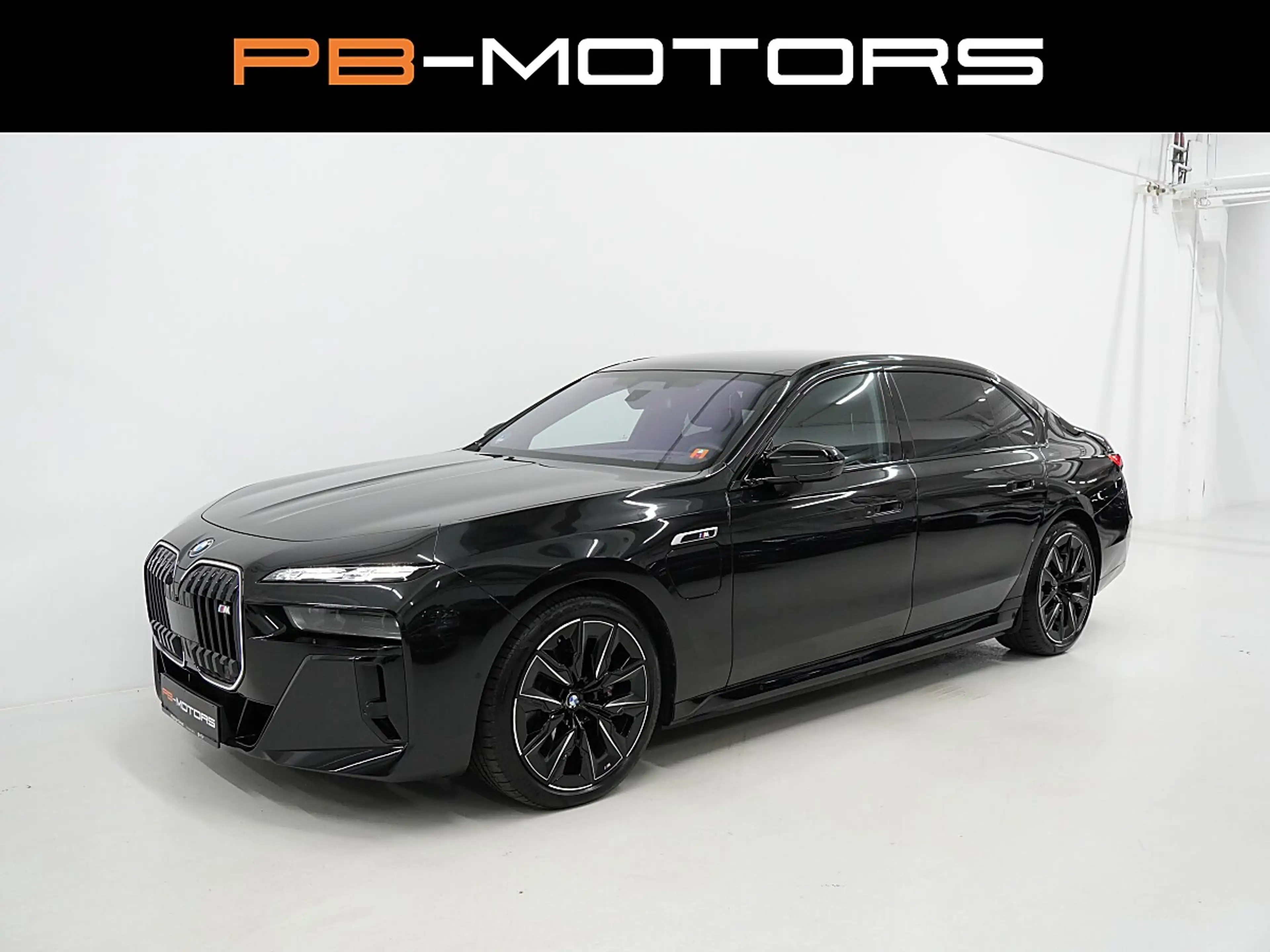 BMW 760 M760e xDrive M Sport M Performance Allradlenkun...