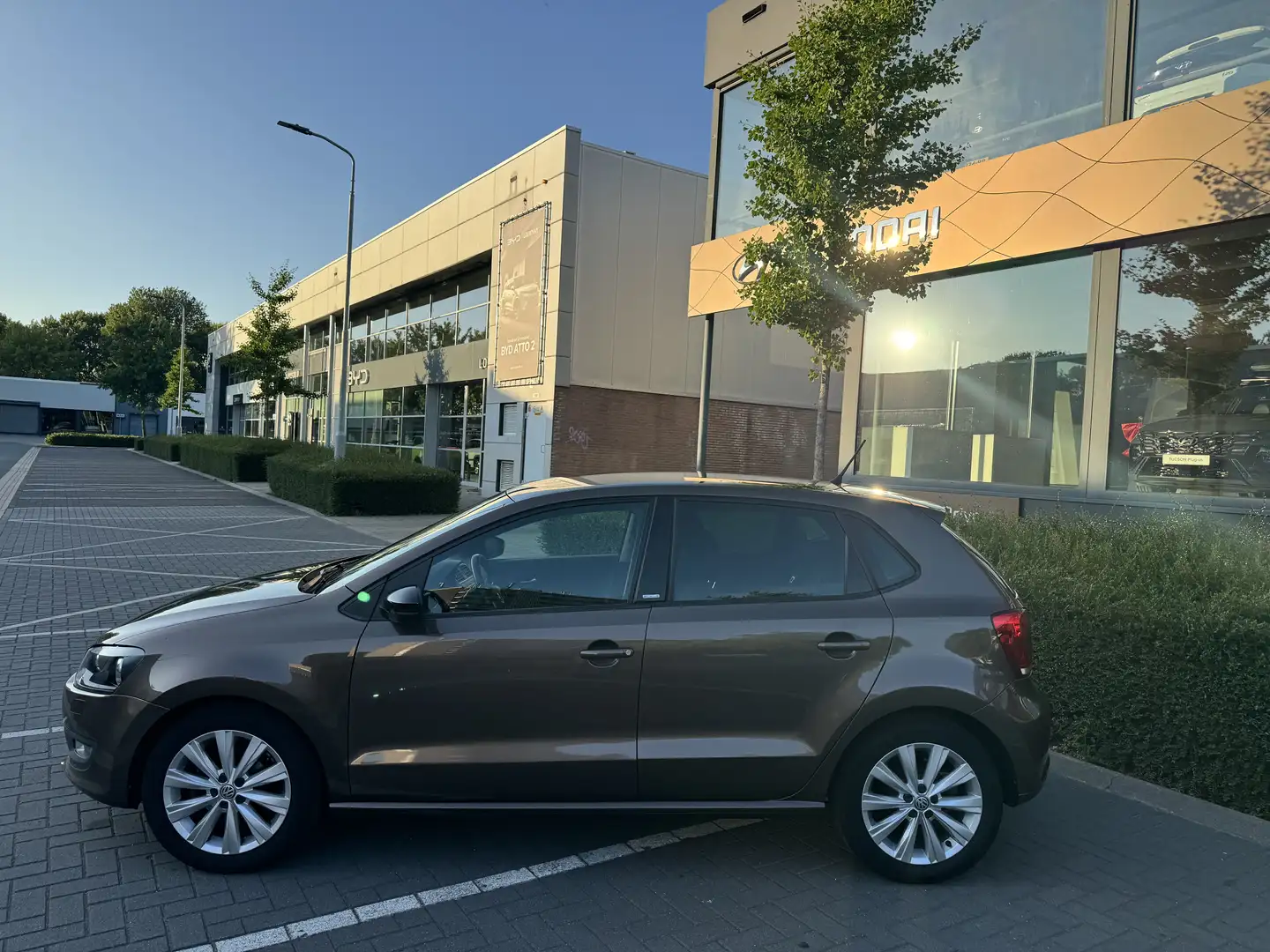 Volkswagen Polo 1.2-12V Style Bruin - 2