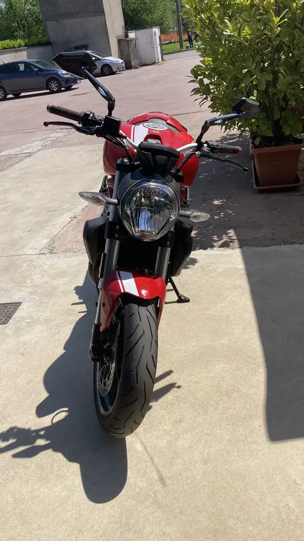 Ducati Monster 821 - 2
