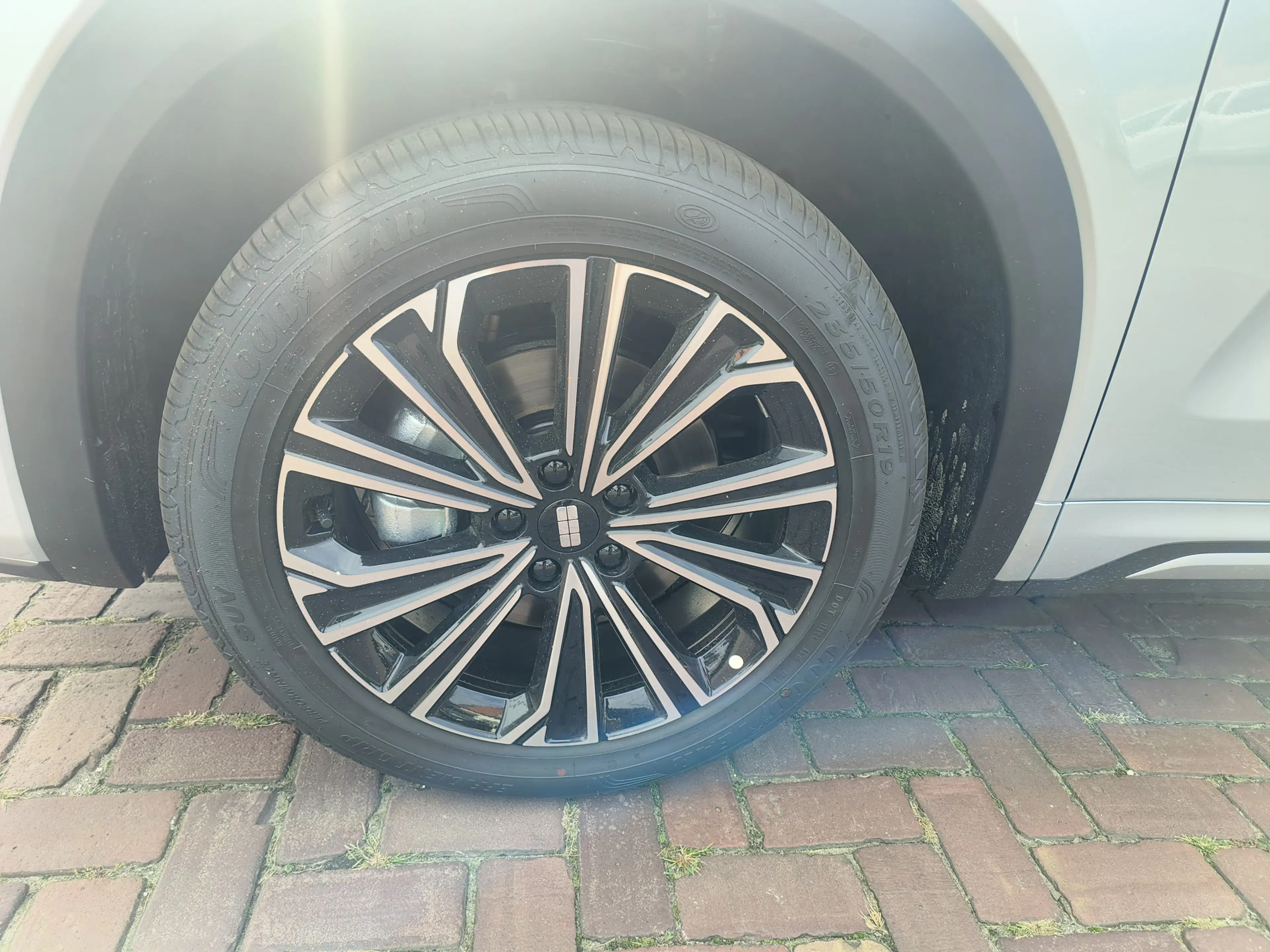 Geely Starray EM-i 1.5 Max+ Rijklaar + 8 jaar Fabrieksgarantie “Sinds — photo 23