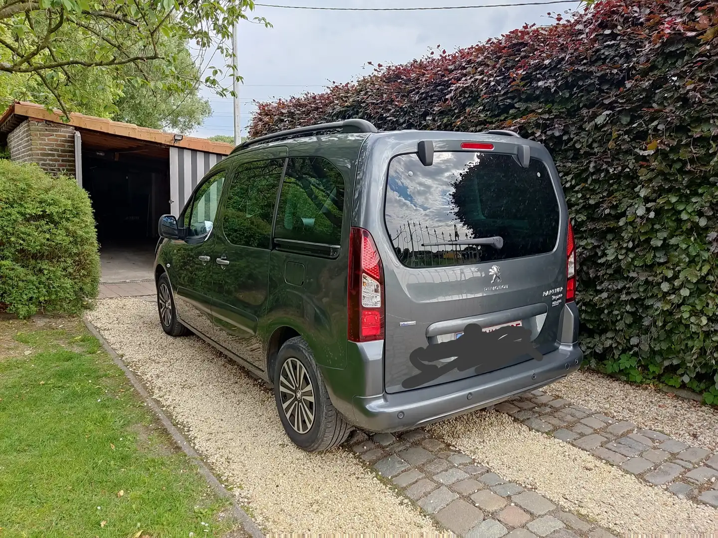 Peugeot Partner Partner 1,2 high tech Gris - 1
