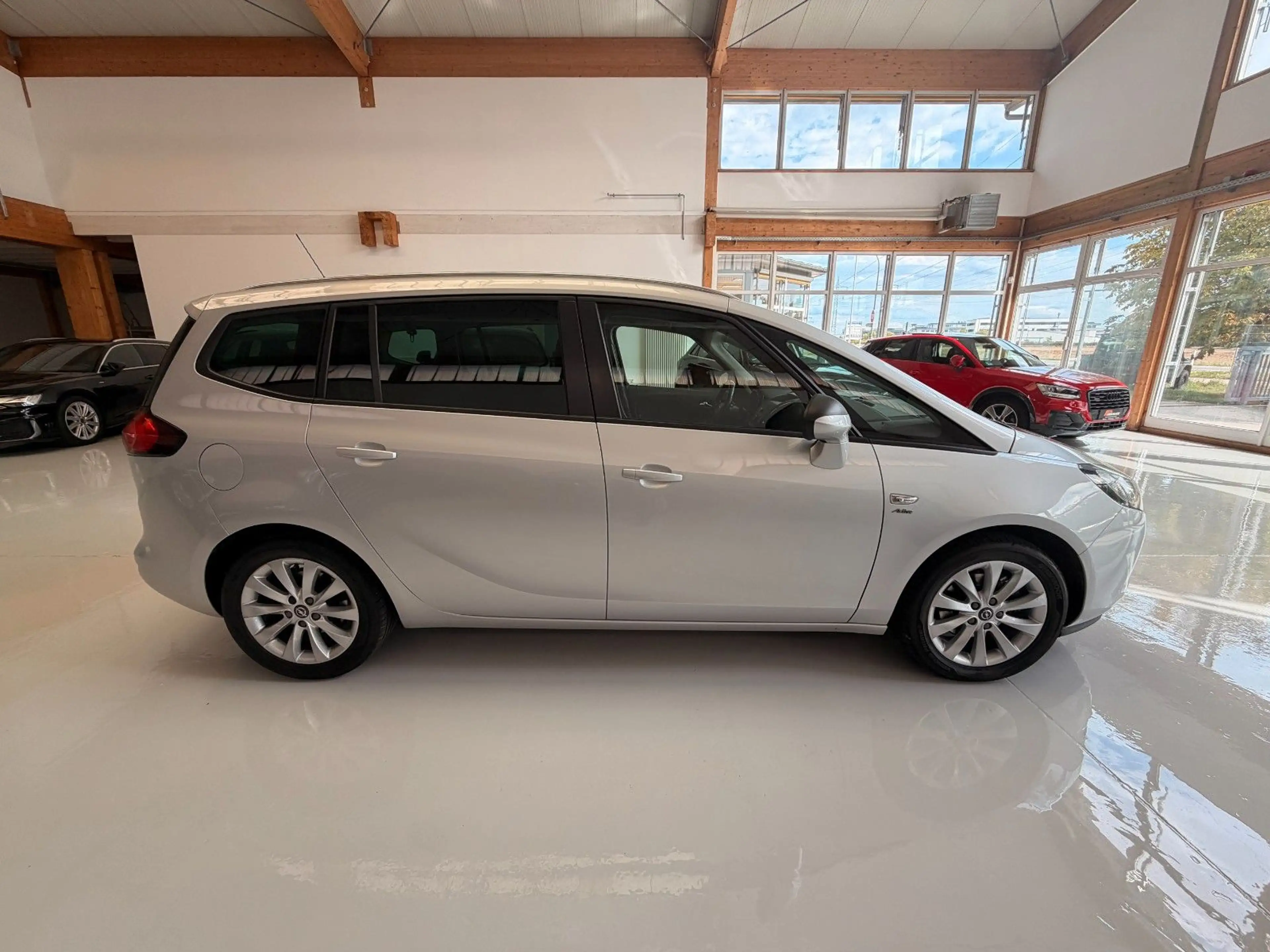 Opel Zafira C Tourer Active Automatik 7 Sitzer AHK — photo 4