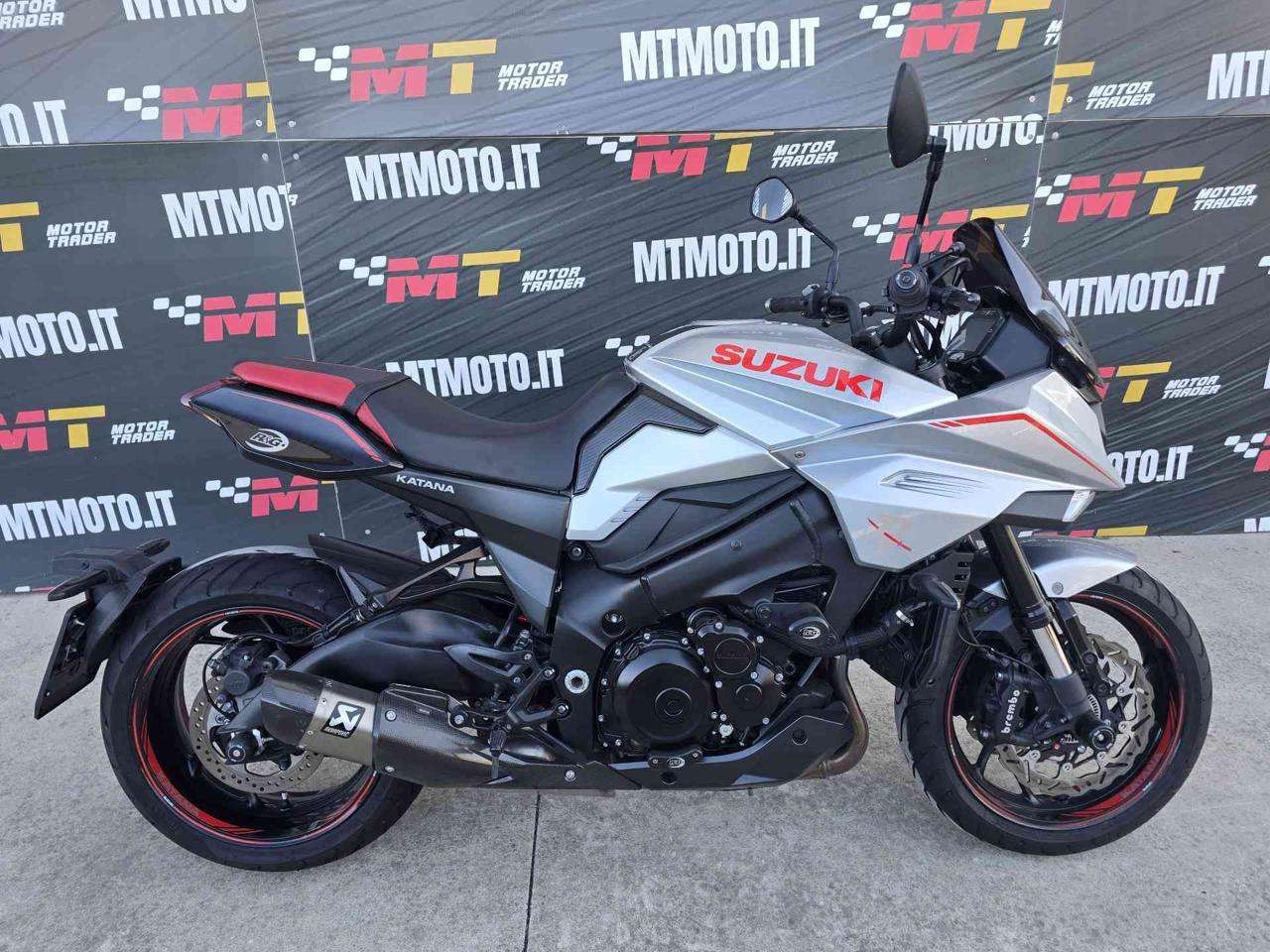 Suzuki Katana 1000 Video 360 Akrapovic