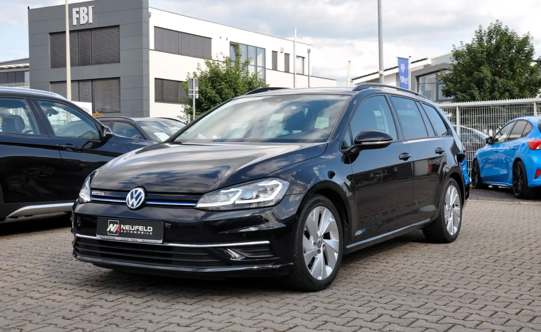 Volkswagen Golf VII Variant /Park Assist/App-Connect /LED Schwarz - 1