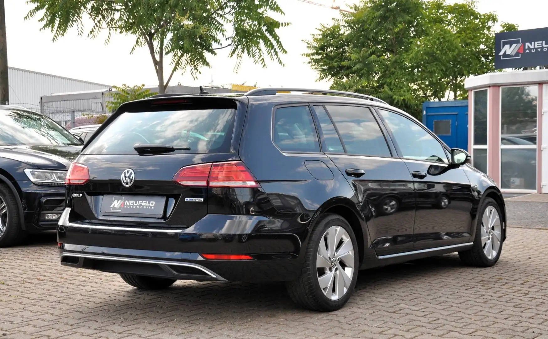 Volkswagen Golf VII Variant /Park Assist/App-Connect /LED Schwarz - 2