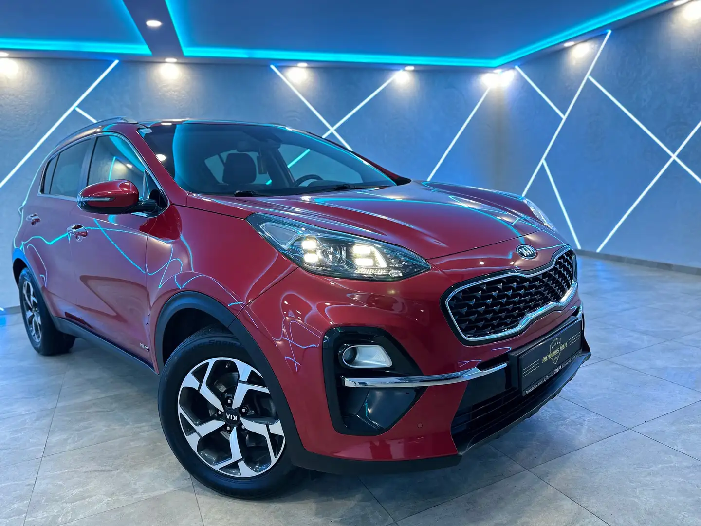 Kia Sportage 1,6 CRDI SCR MHD AWD Gold*ALLRAD*KAMERA*LEDER*LED* Rot - 2