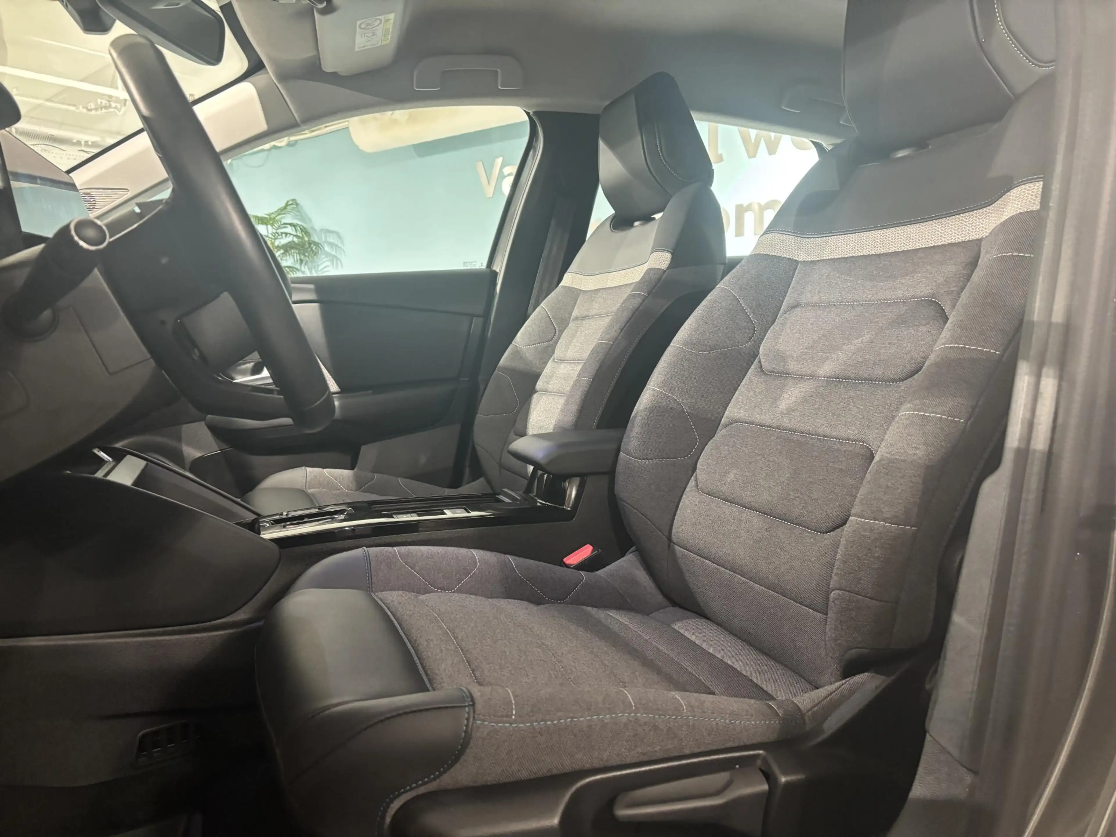 Citroen E-C4 Electric Feel 50 kWh | Cruise Control | Apple Carplay - And — photo 10