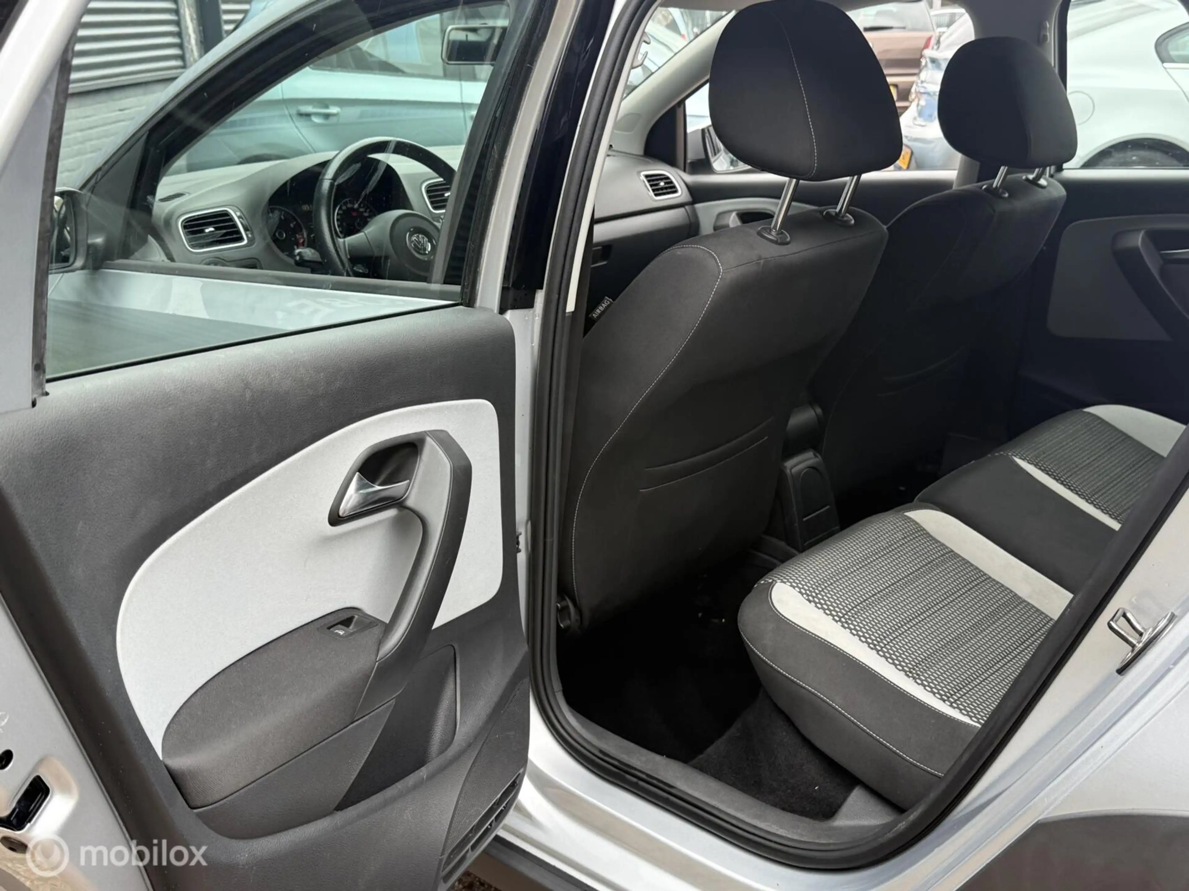Volkswagen Polo Cross 1.4-16V - Pdc - Navi - Cruise - — photo 13