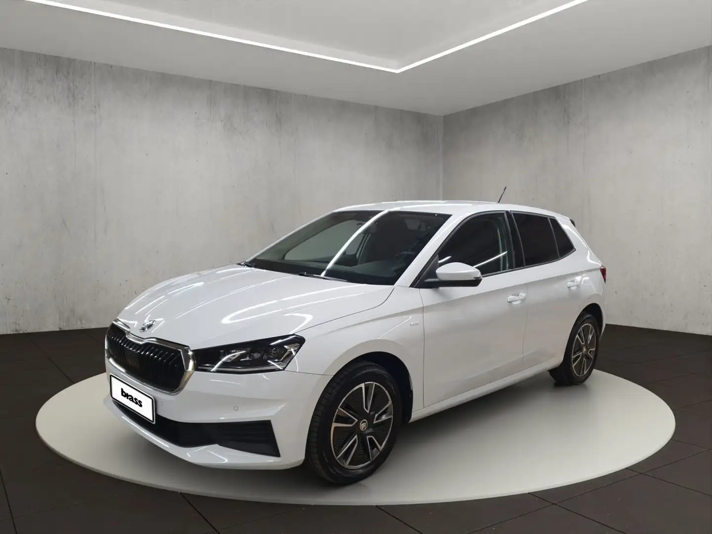 Skoda Fabia Tour 1.0 TSI 5-Gang Weiß - 1