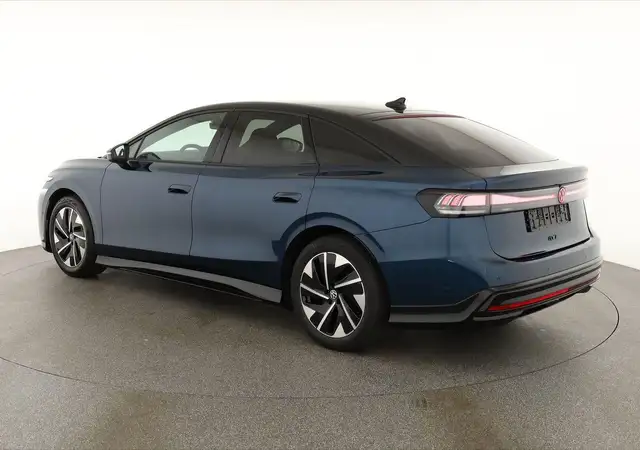 Volkswagen ID.7 view 3