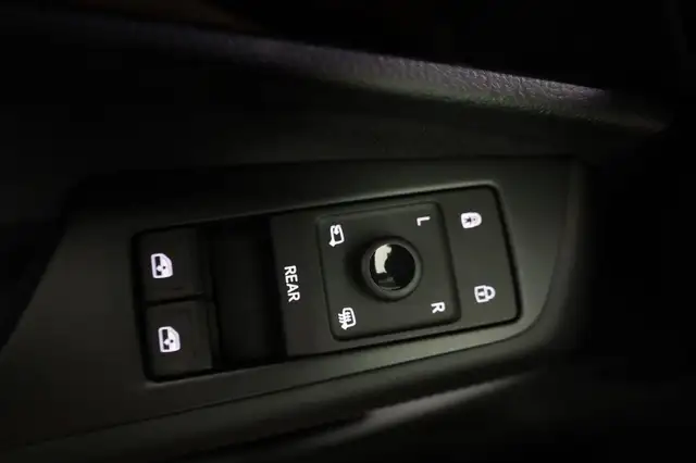 Volkswagen ID.7 view 7