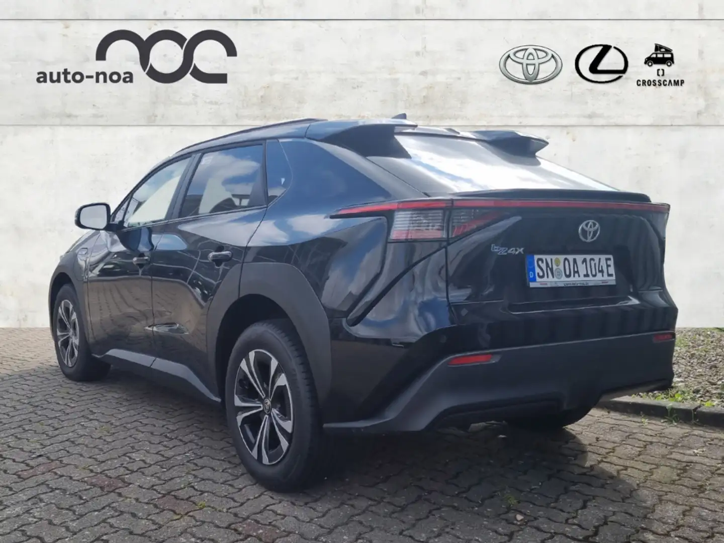 Toyota bZ4X ! AKTION ! FWD Navi 360 Kamera LED El. Heckklappe Чорний - 2