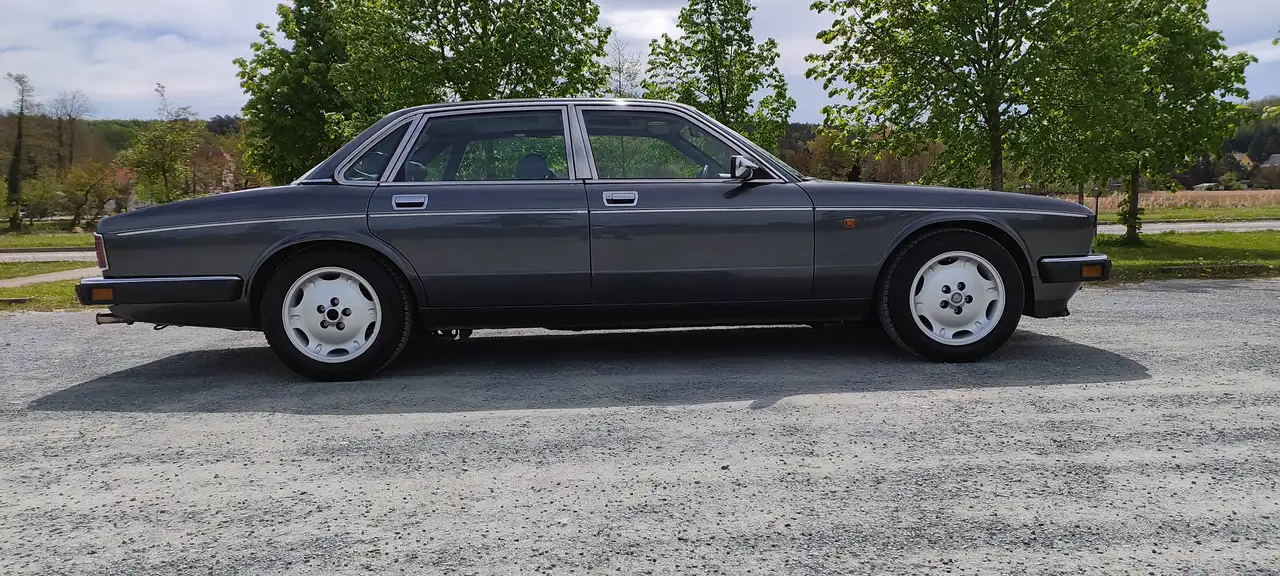 Jaguar Daimler 4.0, foto 4