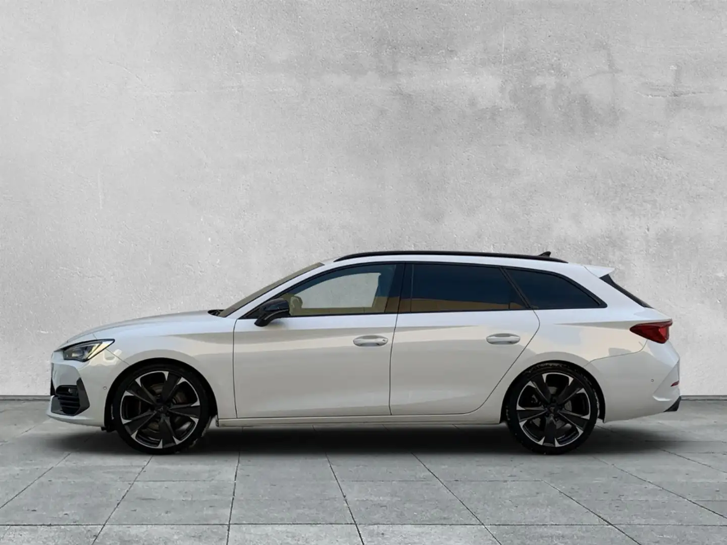 CUPRA Leon Sportstourer 2.0 TSI 4Drive DSG VZ PANO+AHK Weiß - 2