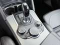 Alfa Romeo Stelvio 2.0 T AWD Super Q4 VAN: 33.900,- VOOR 30.877,- UW Zwart - thumbnail 40