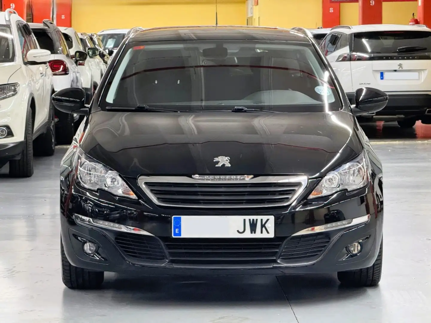 Peugeot 308 SW 1.2 PureTech S&S Style 130 Zwart - 2