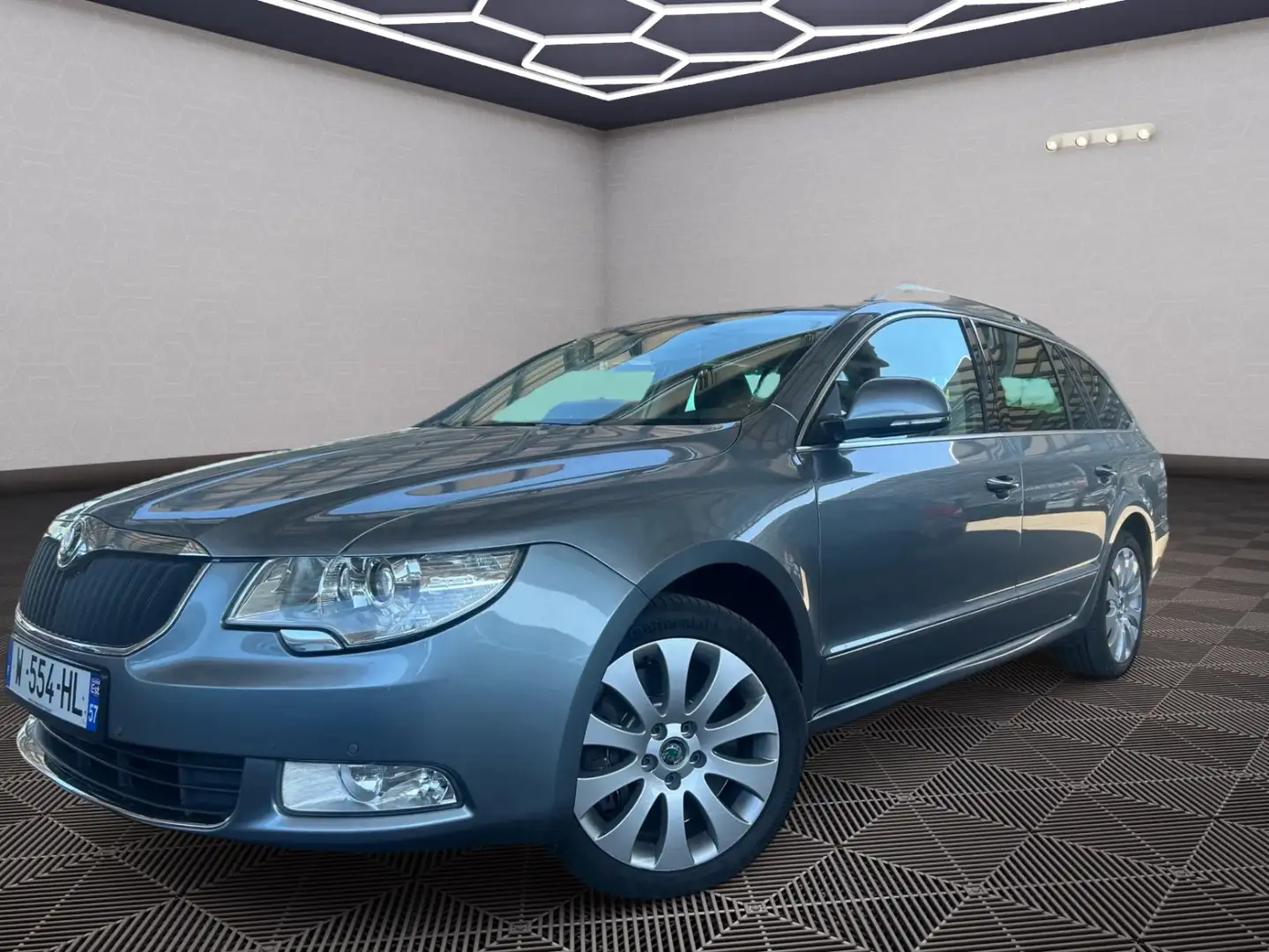 Skoda Superb Elegance 4x4 DSG Gri - 1