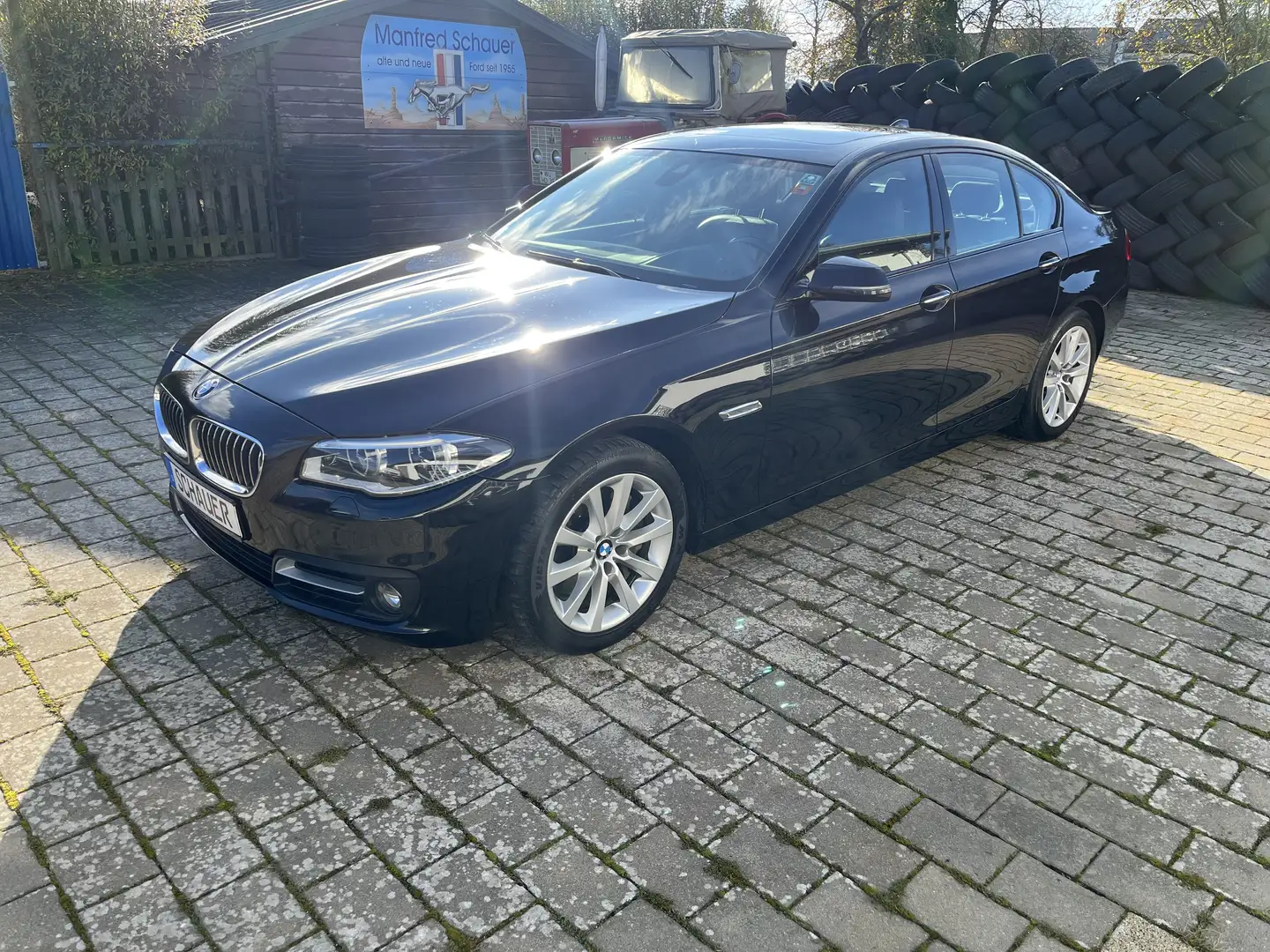 BMW 530 530 d Luxury Line Negro - 1