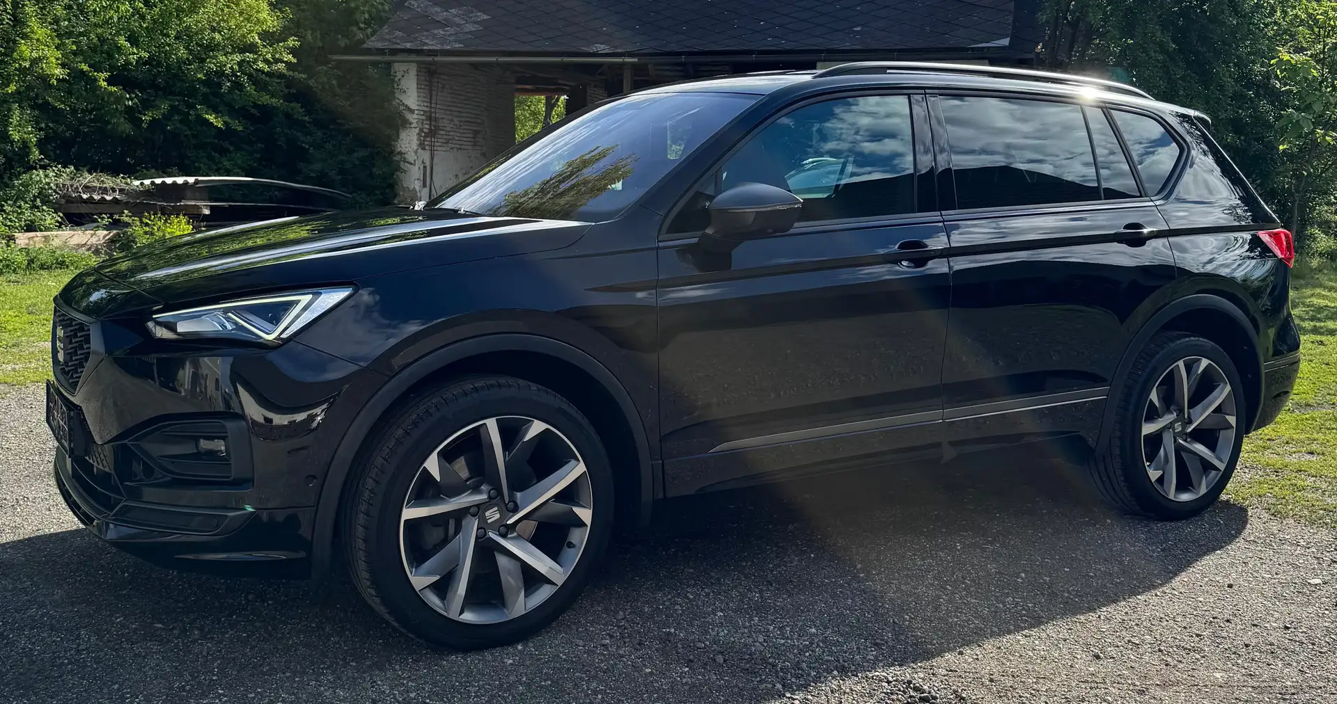 SEAT Tarraco Tarraco 2,0 TDI FR DSG 4Drive FR Schwarz - 1