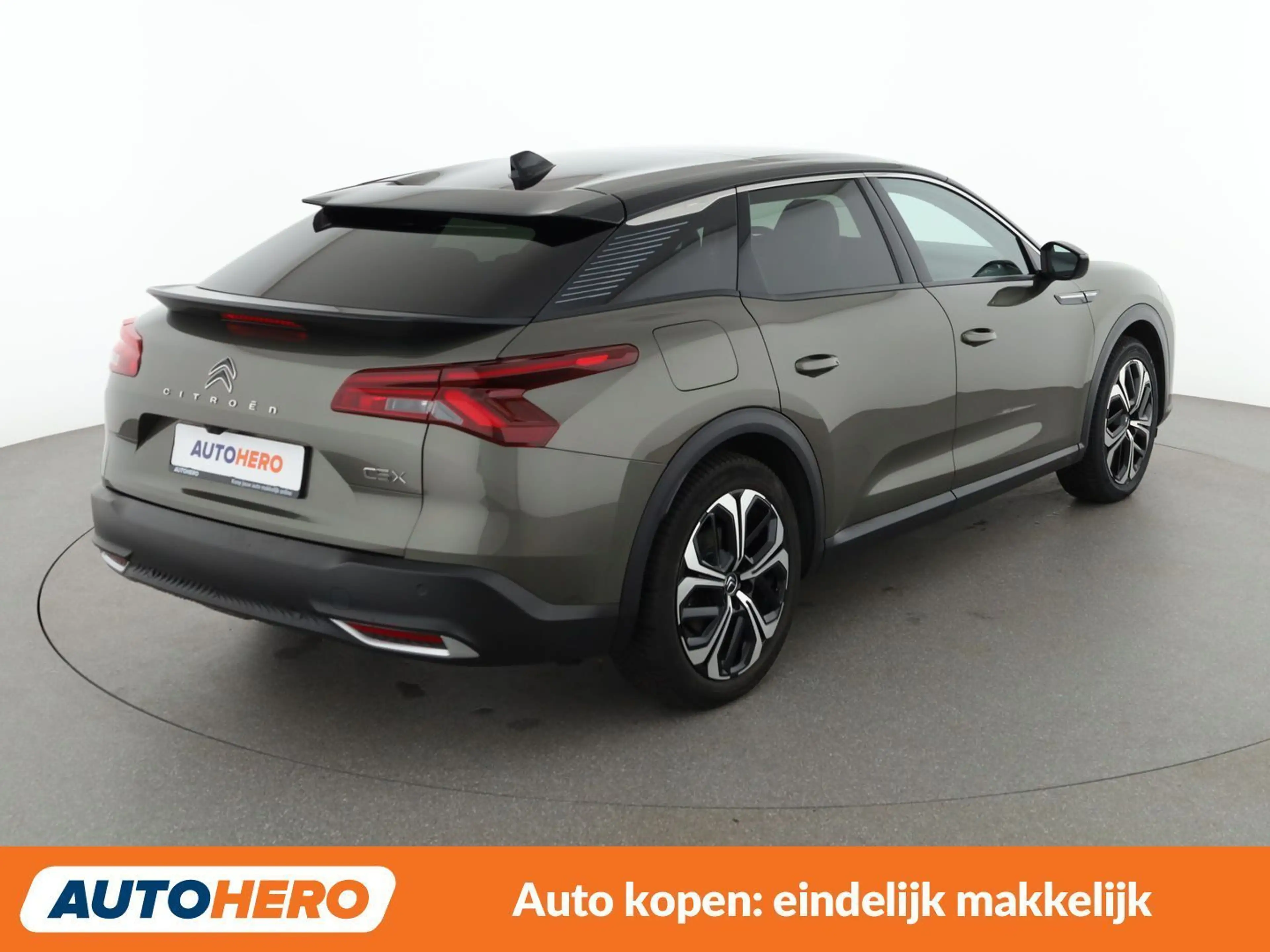 Citroen C5 X 1.6 Plug-in Hybrid Shine Pack — photo 6