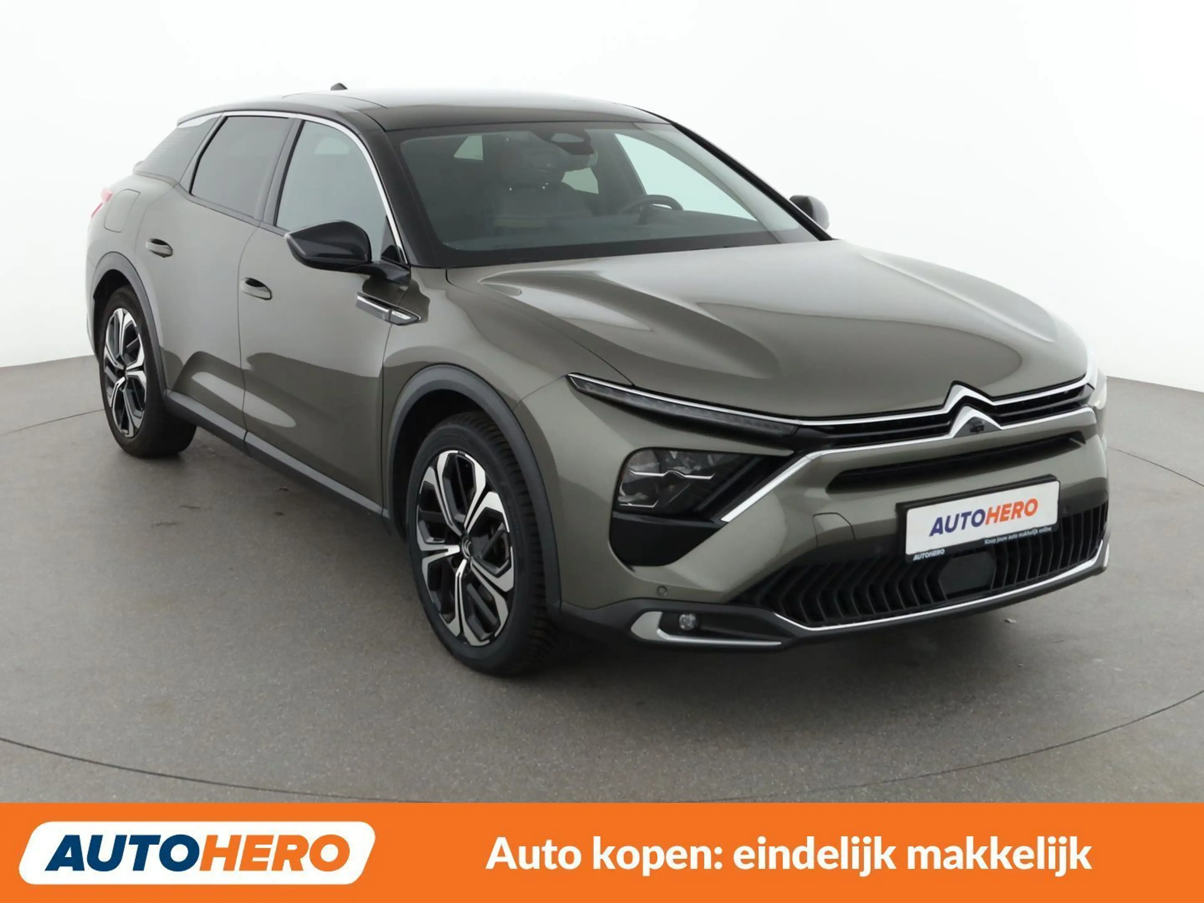 Citroen C5 X 1.6 Plug-in Hybrid Shine Pack — photo 8