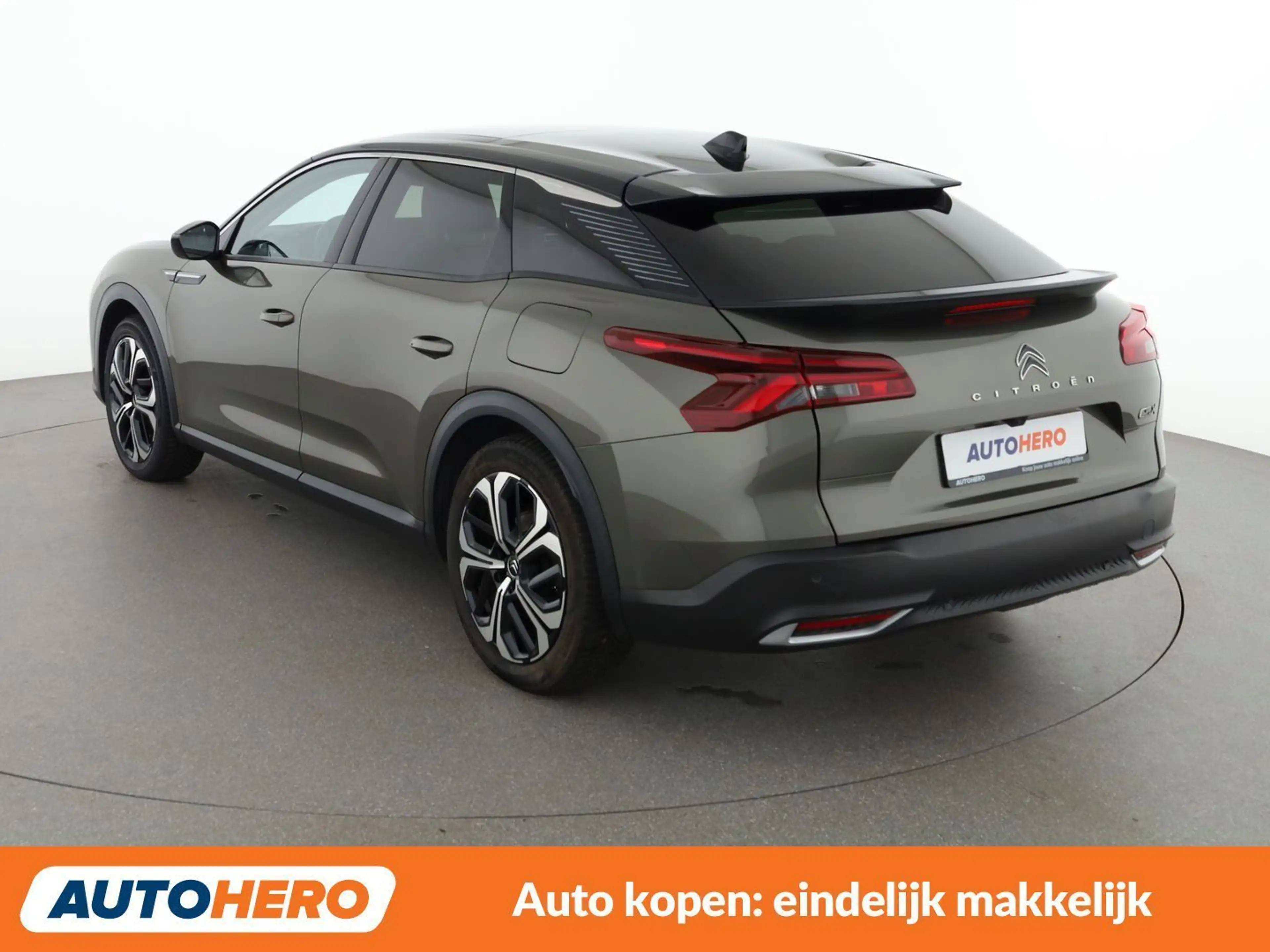 Citroen C5 X 1.6 Plug-in Hybrid Shine Pack — photo 4