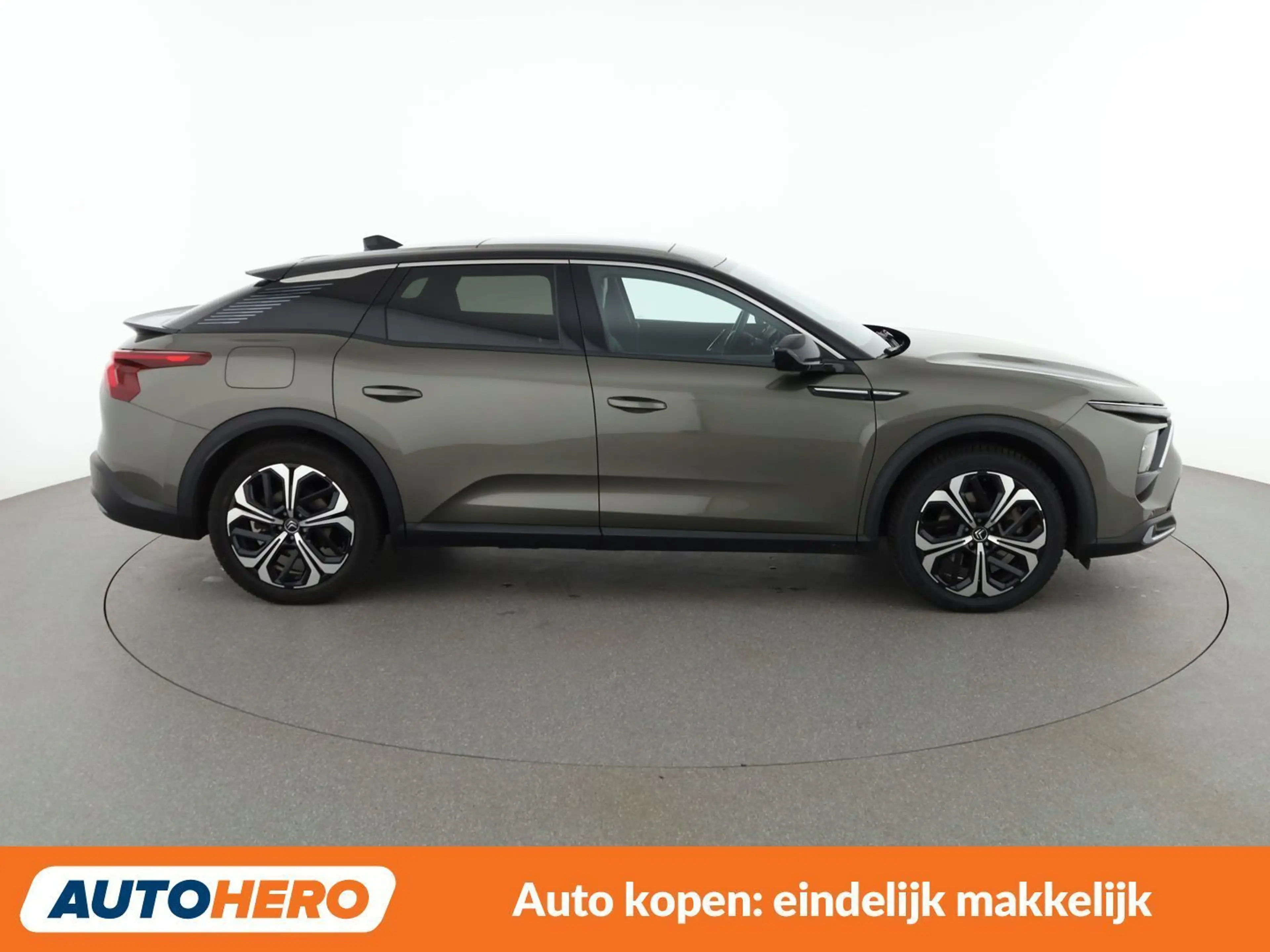 Citroen C5 X 1.6 Plug-in Hybrid Shine Pack — photo 7