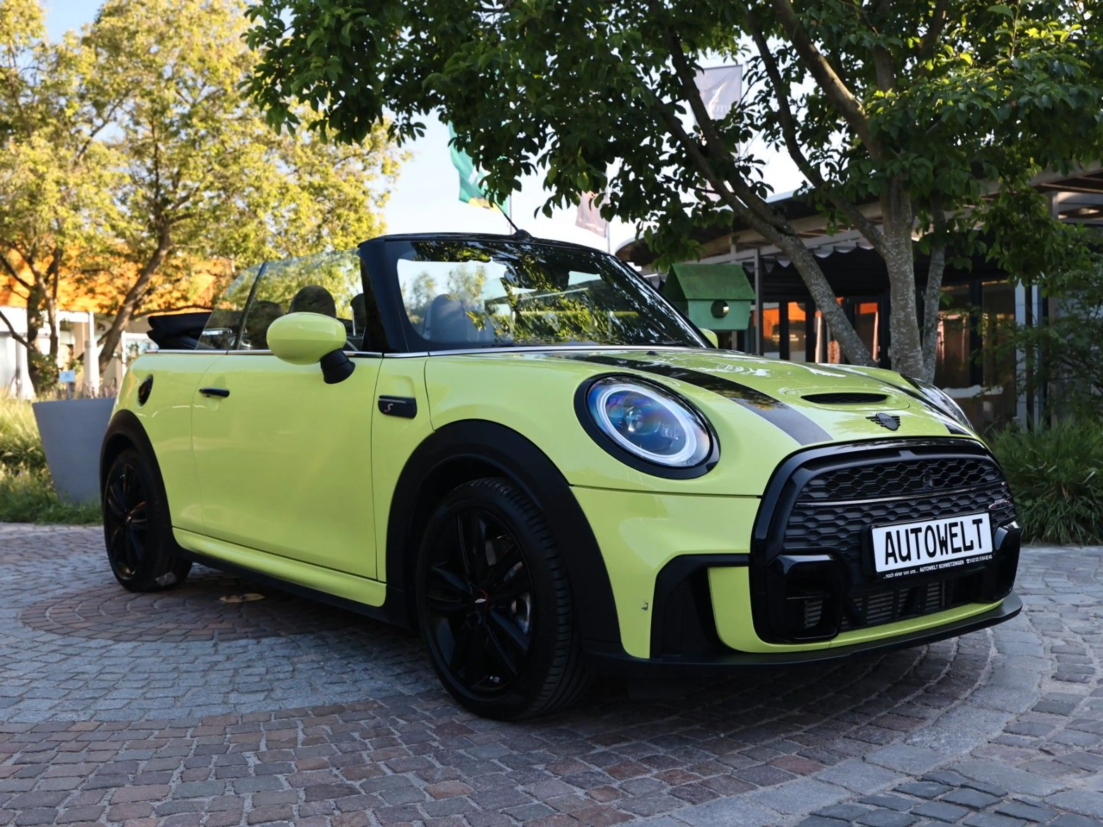 MINI Cooper S Cabrio John Cooper Works 1.Hand,Autom.