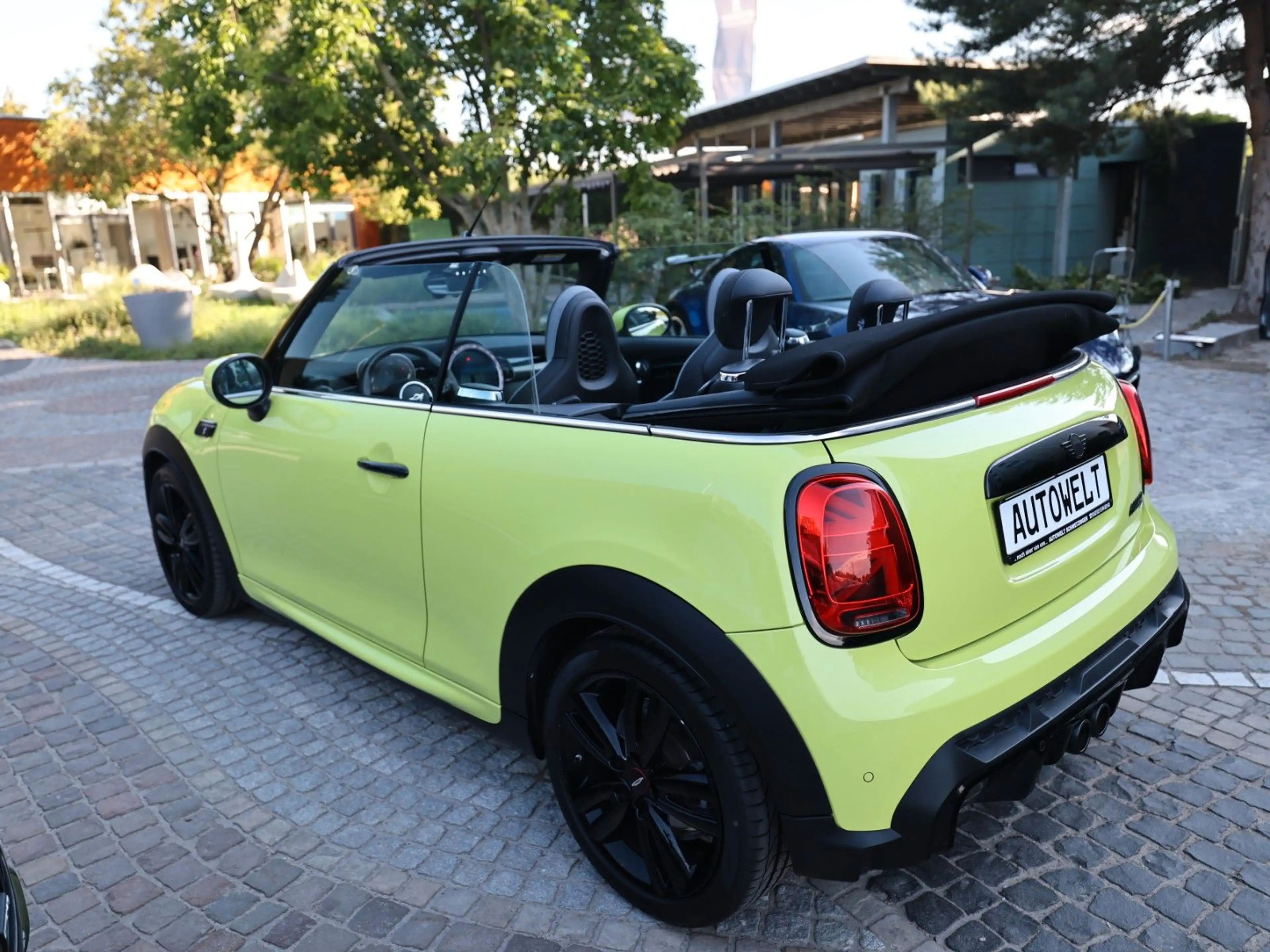 MINI Cooper S Cabrio John Cooper Works 1.Hand,Autom. — photo 11