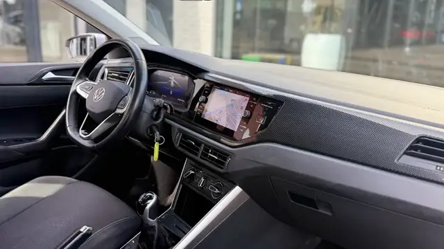 Volkswagen Polo view 22