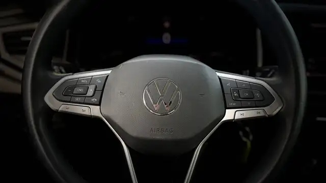 Volkswagen Polo view 9