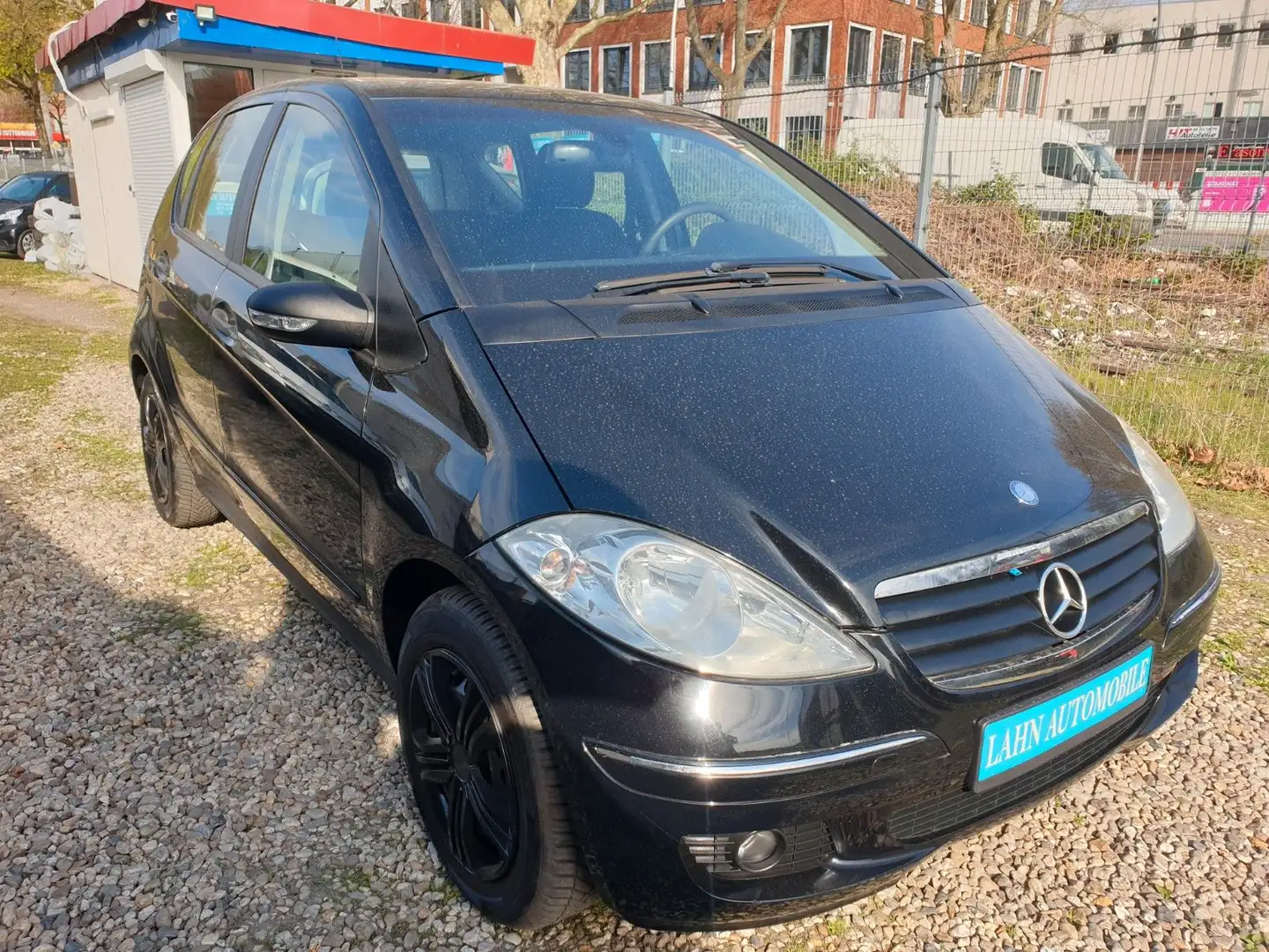 Mercedes-Benz A 170 Automatik 2-Hand TÜV-Neu Schwarz - 1