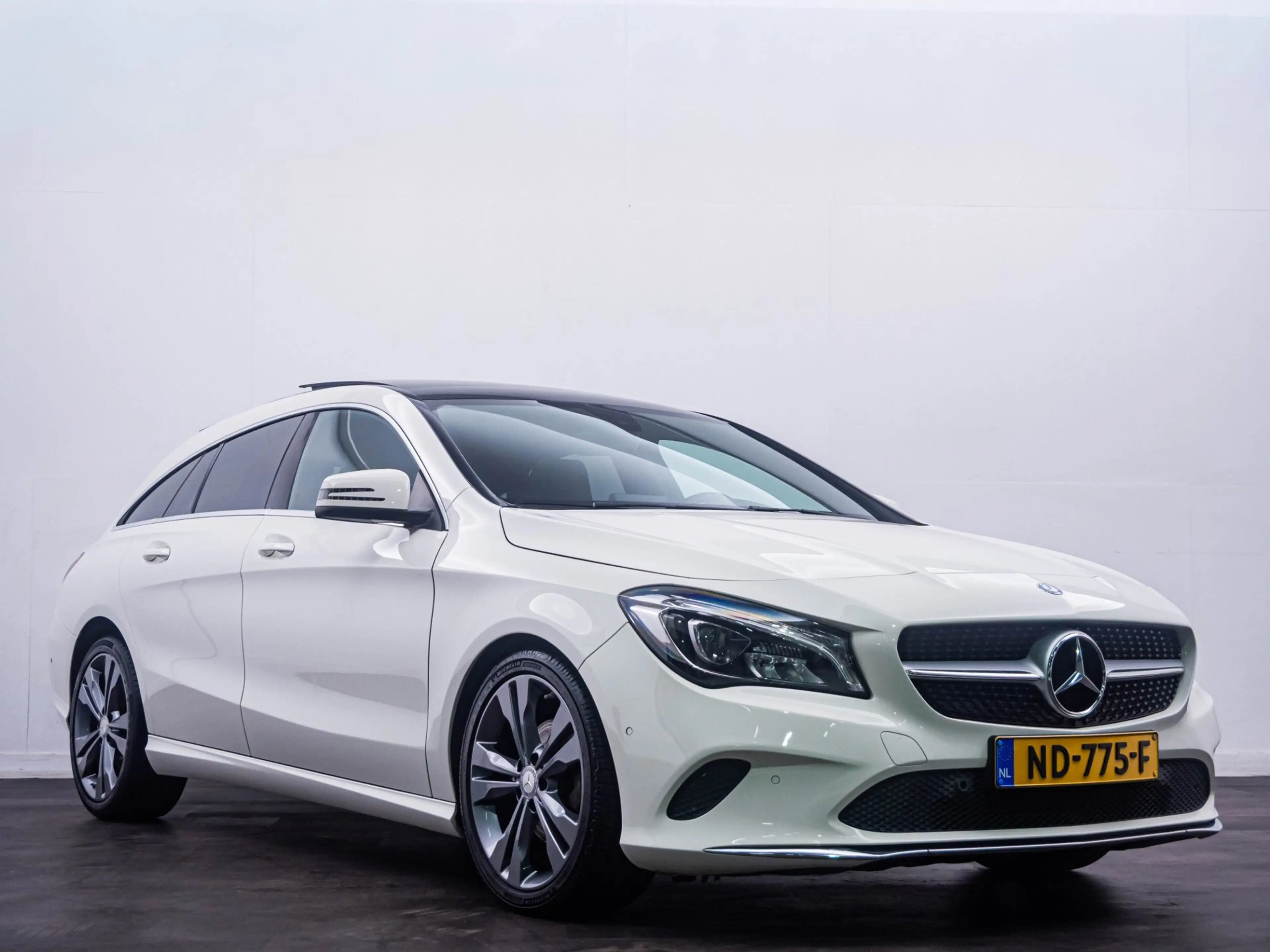 Mercedes-Benz CLA 180 Shooting Brake 'Automaat' PDC! — photo 4