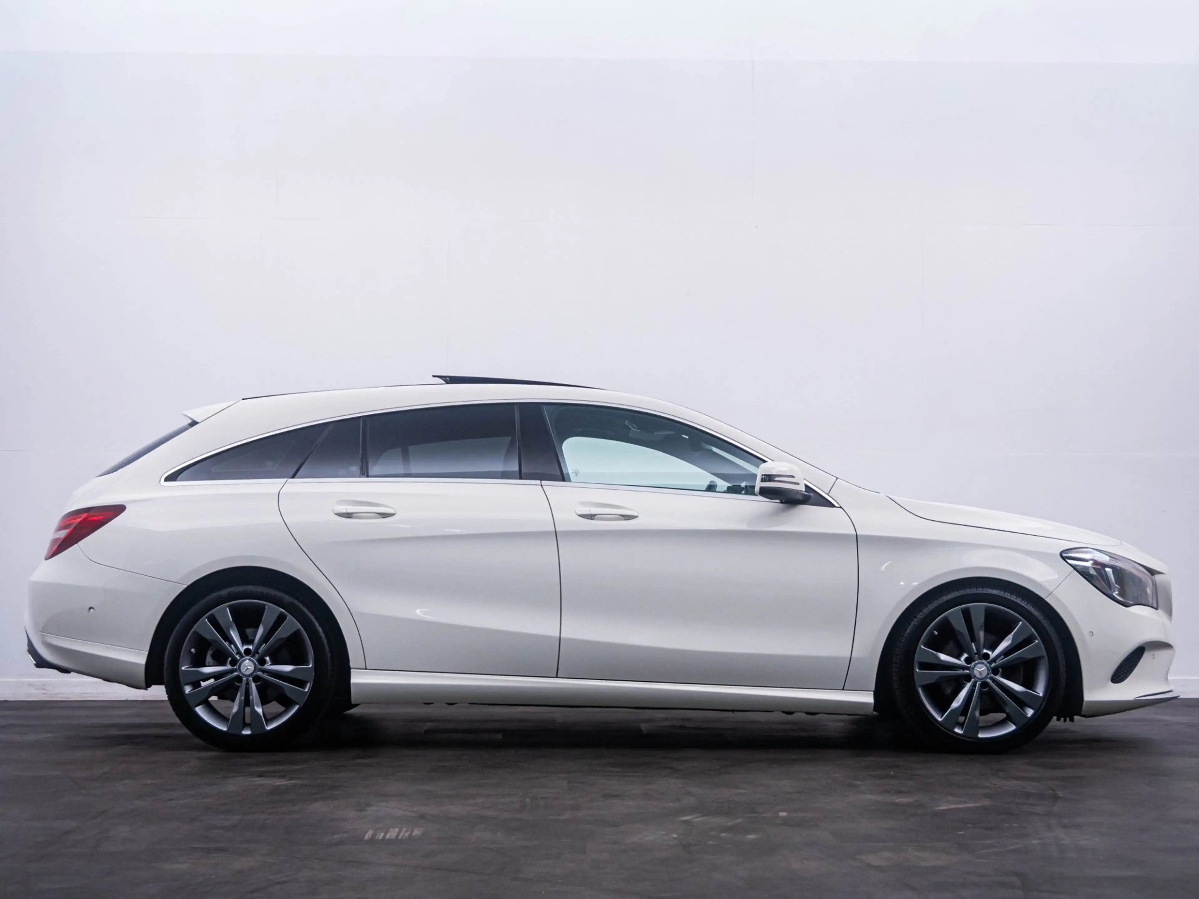 Mercedes-Benz CLA 180 Shooting Brake 'Automaat' PDC! — photo 12