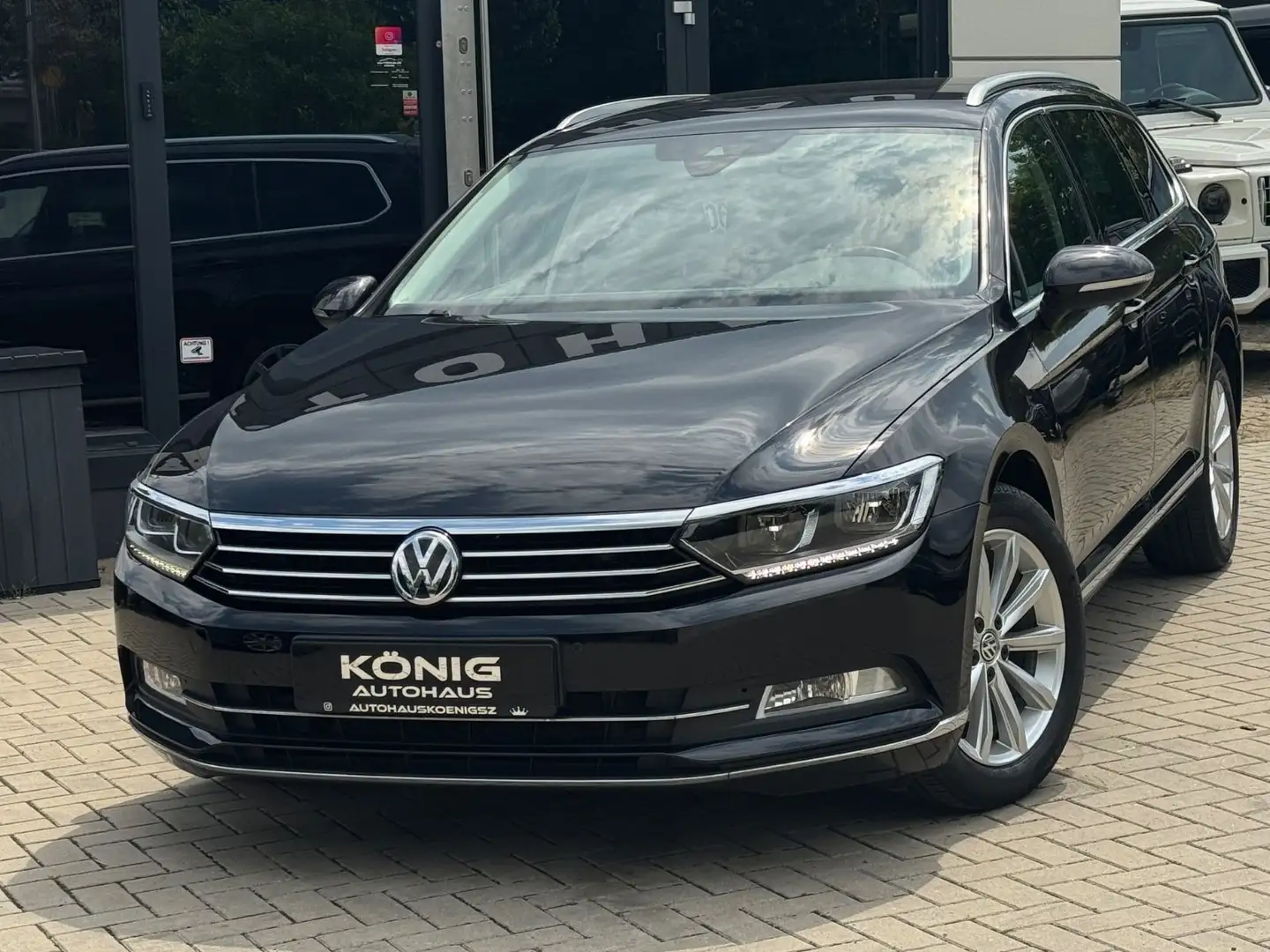Volkswagen Passat Variant 2.0 TDI Highline*AHK*Keyless*LED* Schwarz - 2