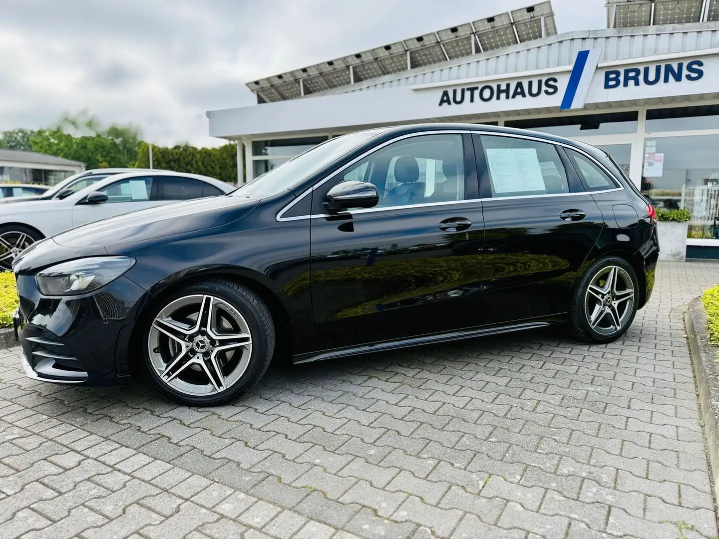 Mercedes-Benz B 200 d AMG, Autom., AHK, RFK, PTS, LED, EasyPack, DAB Noir - 2