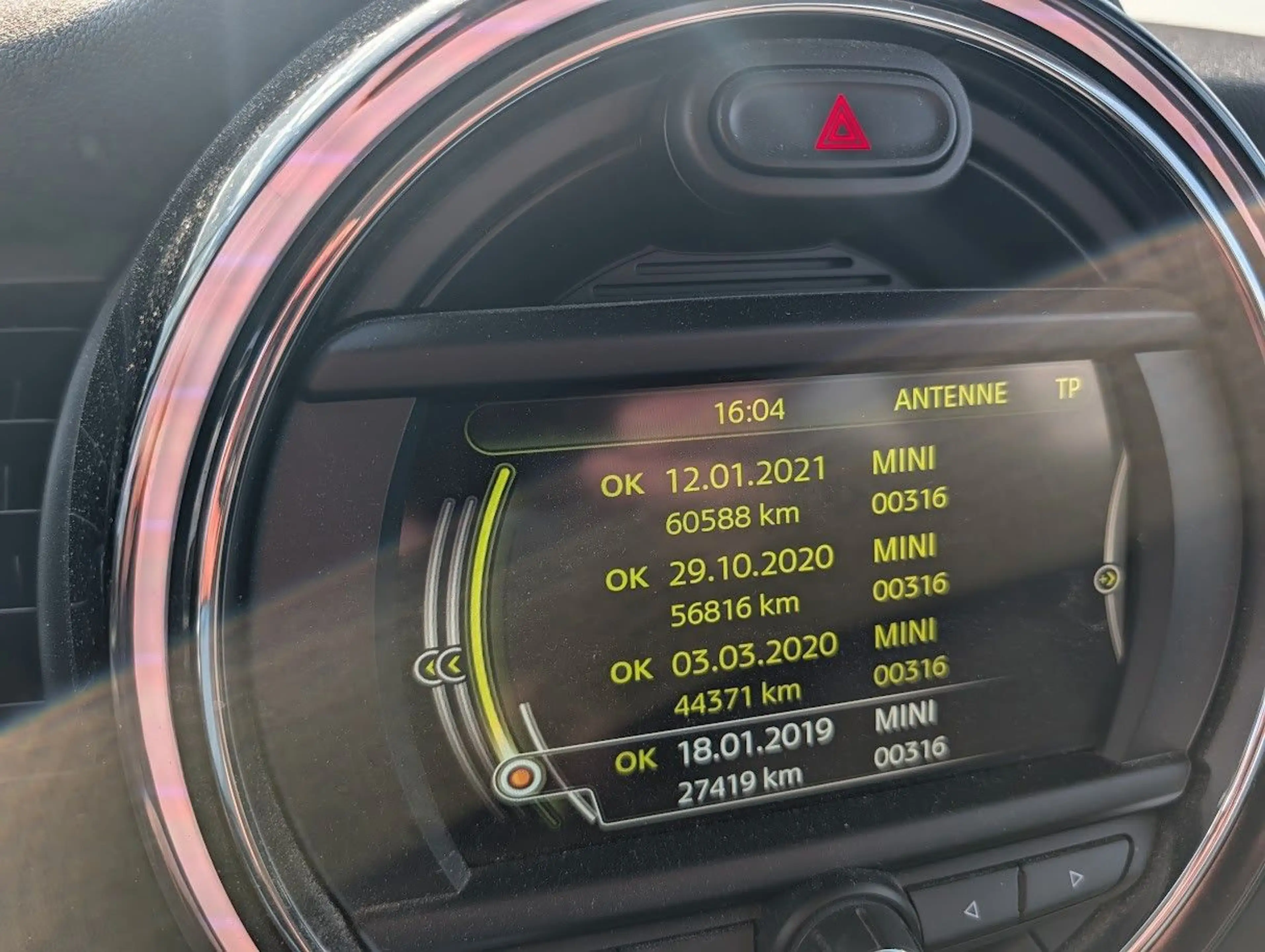MINI One Navi LED Klimaautom. PDC 1.Hand — photo 14