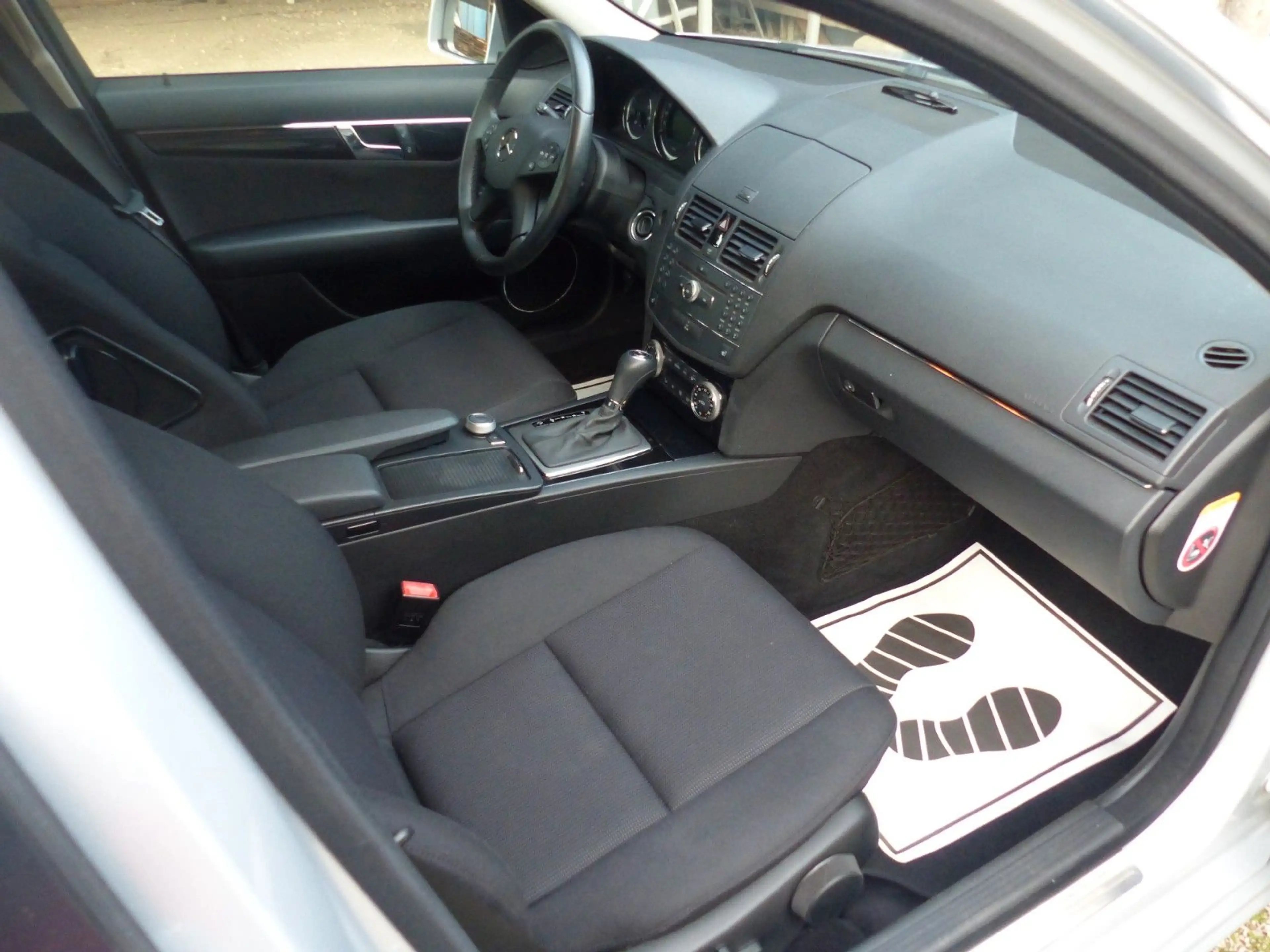 Mercedes-Benz C 180 * C*180*Kompressor *Service Neu*Automatik* — photo 18