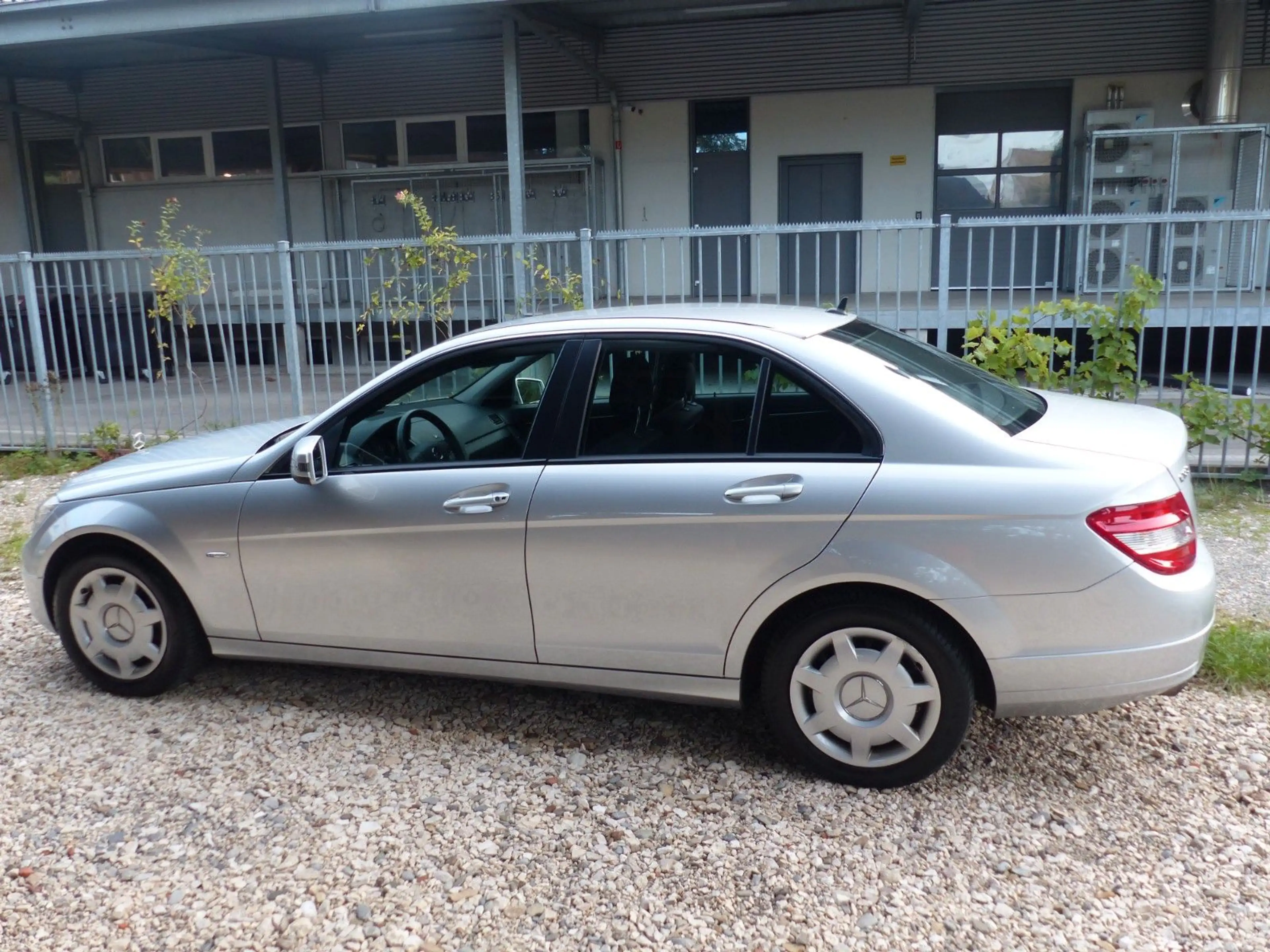 Mercedes-Benz C 180 * C*180*Kompressor *Service Neu*Automatik* — photo 3