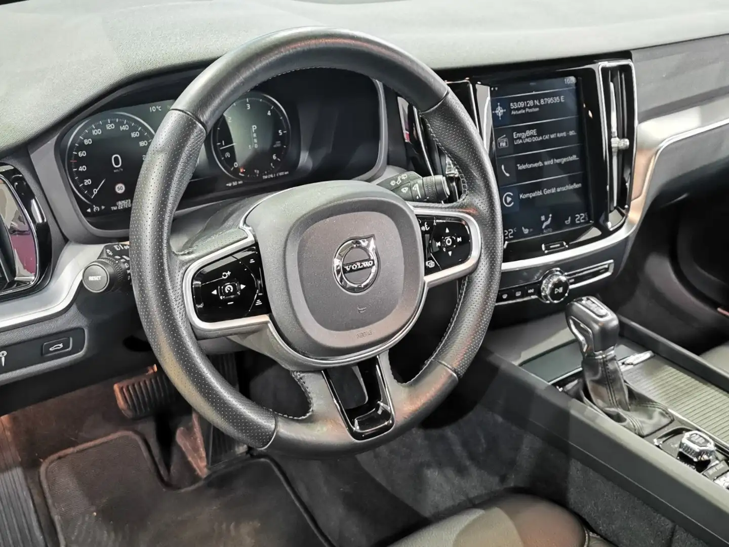 Volvo V60 MOMENTUM | LED | LEDER + [12M GARANTIE] Grau - 2