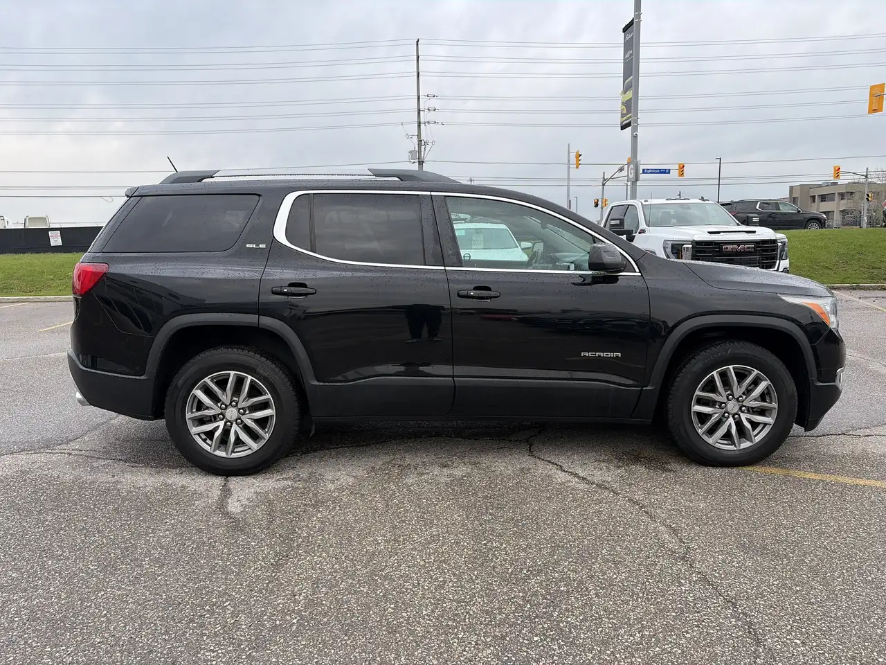 GMC Acadia снимка GMC Acadia