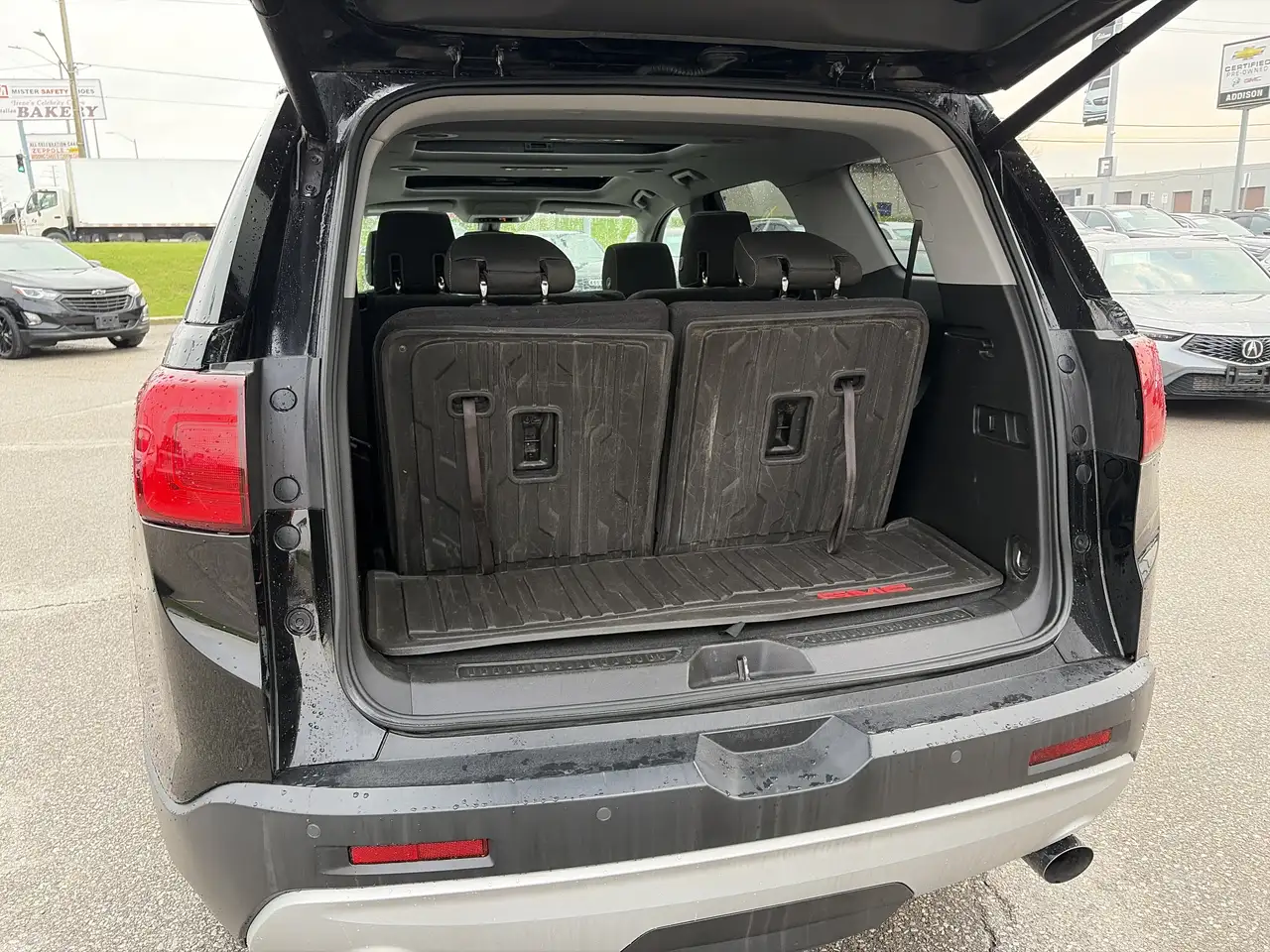GMC Acadia снимка GMC Acadia