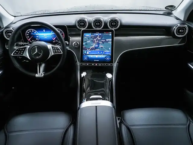 Mercedes-Benz GLC view 6