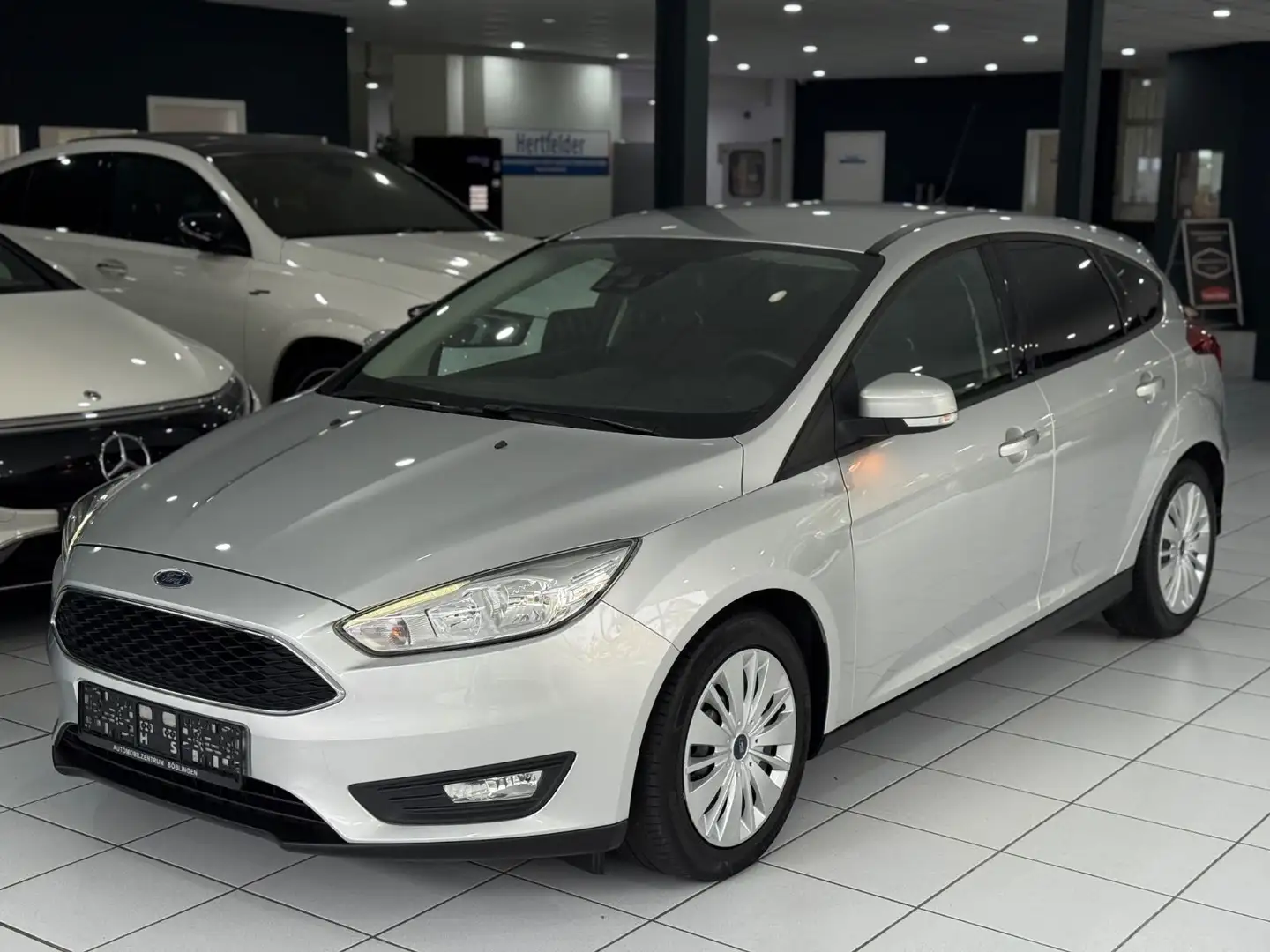 Ford Focus Lim.*AUTOMATIK*PARK-ASSIST*WINTER* Argent - 1