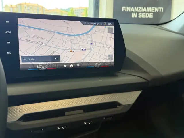 BMW 1 Series view 14