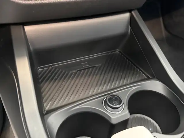 BMW 1 Series view 8