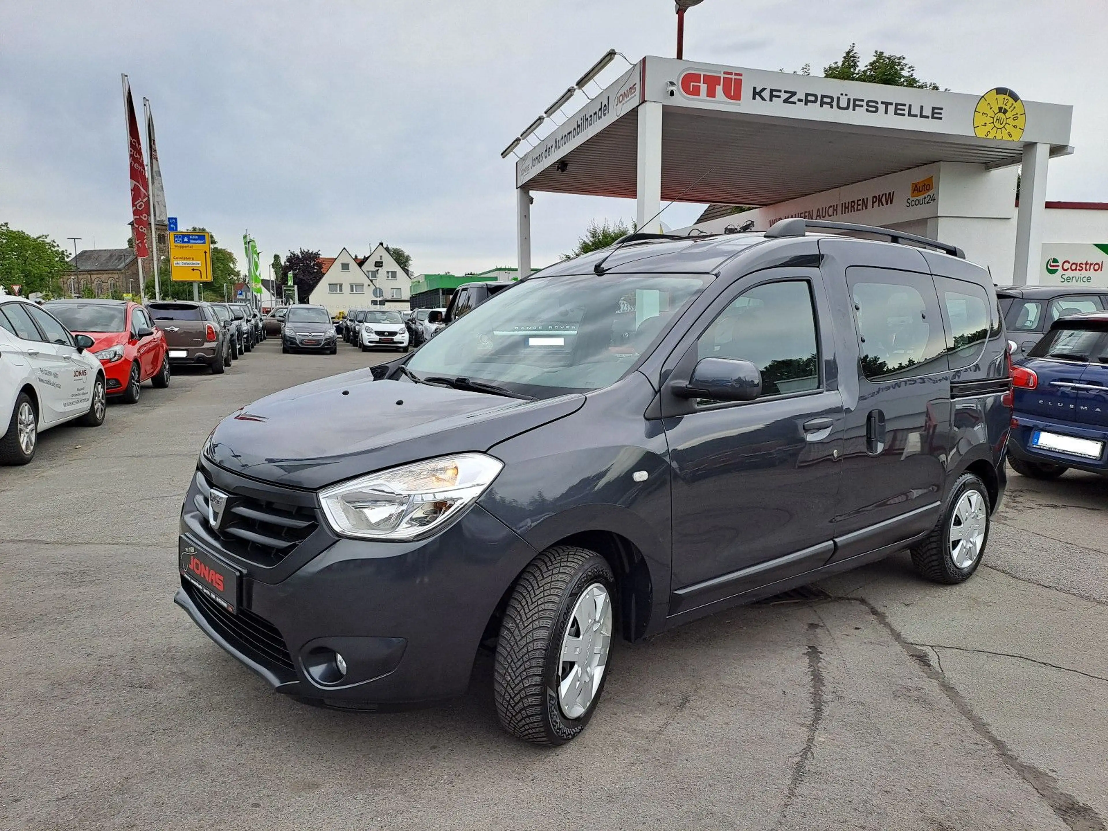 Dacia Dokker Laureate *2. Hand*Navi*BT*Kupplung NEU* — photo 2