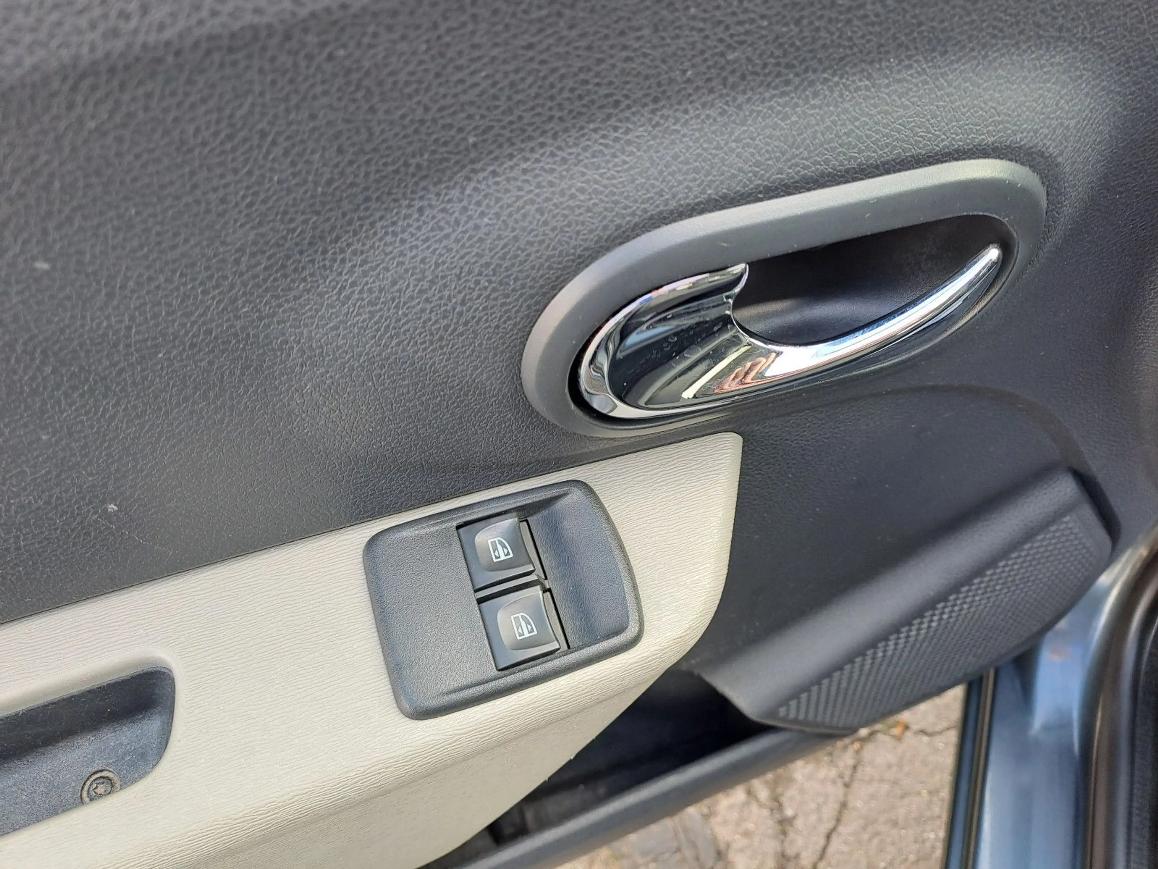 Dacia Dokker Laureate *2. Hand*Navi*BT*Kupplung NEU* — photo 8